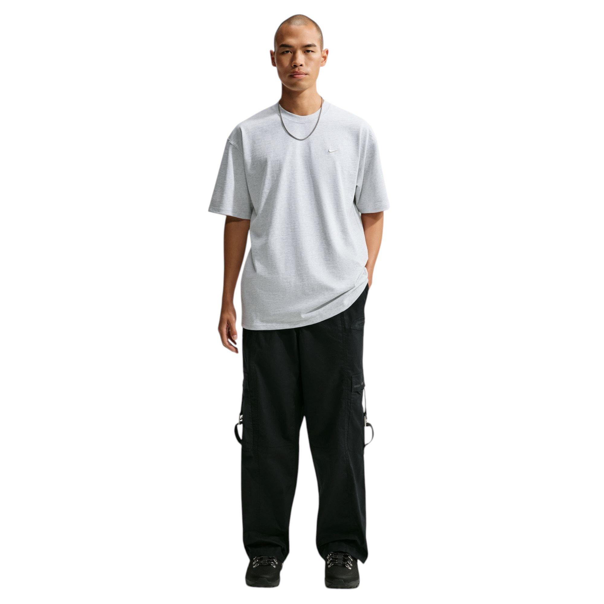 Color: BLACK
