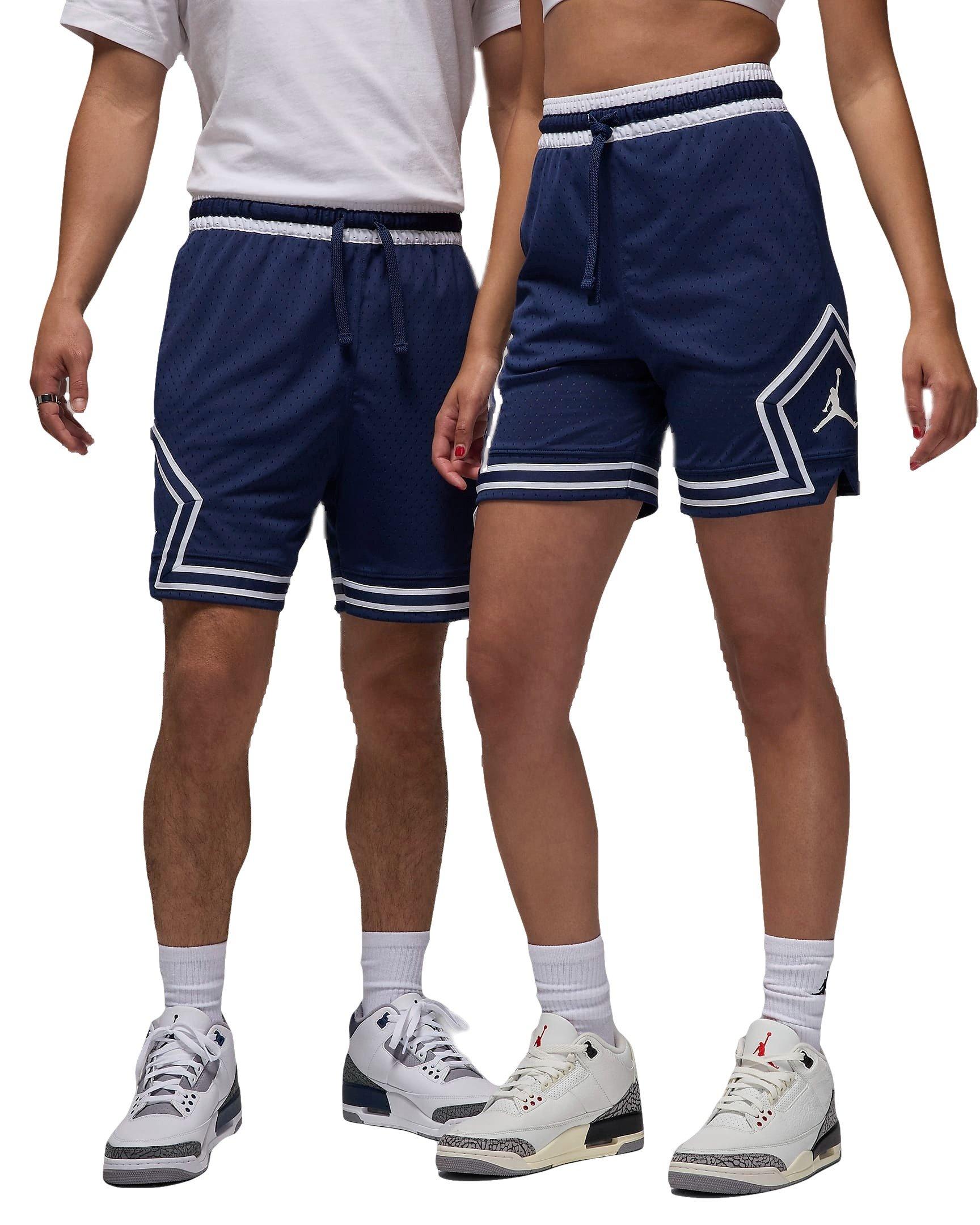 Color: NAVY