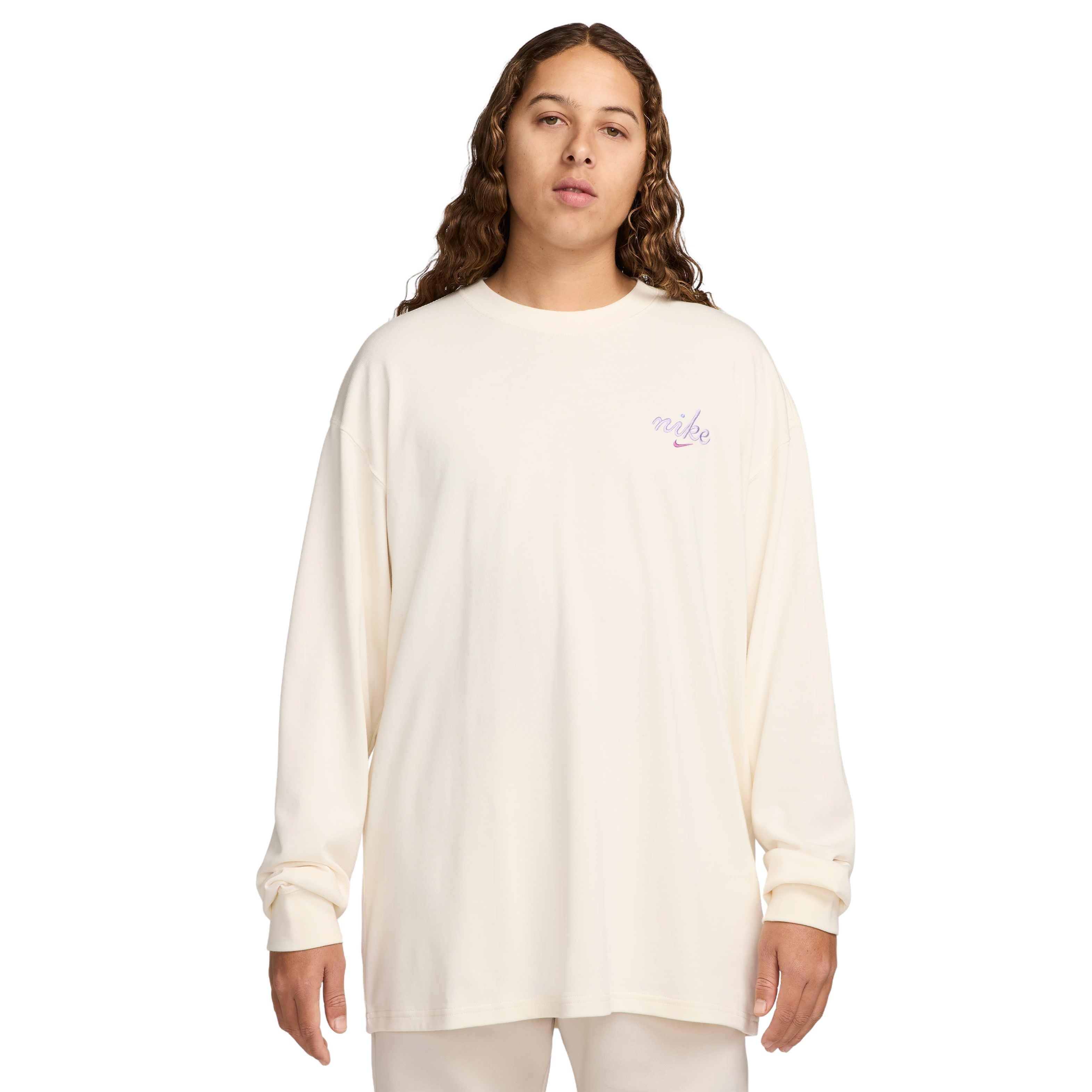 Color: WHITE