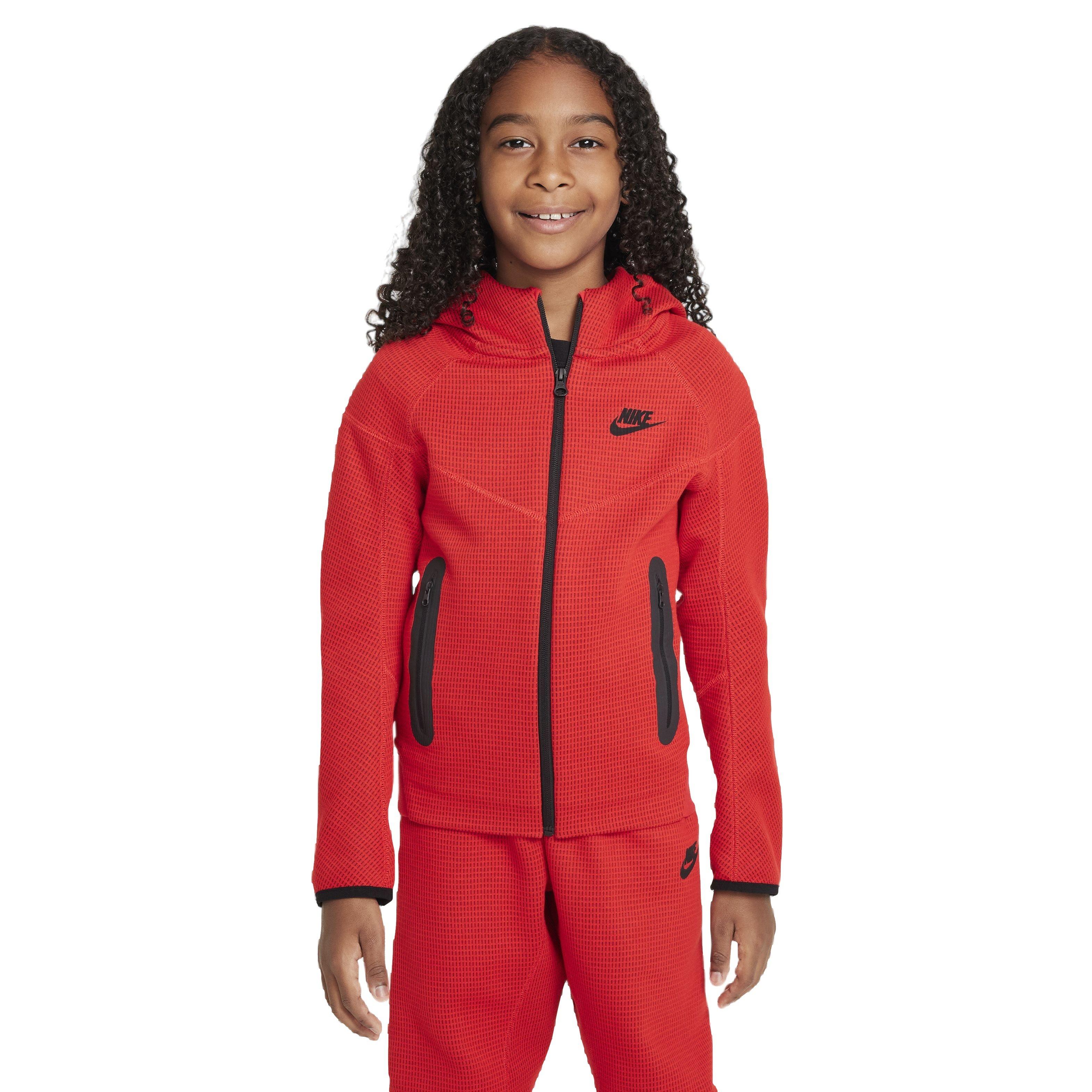 Color: RED