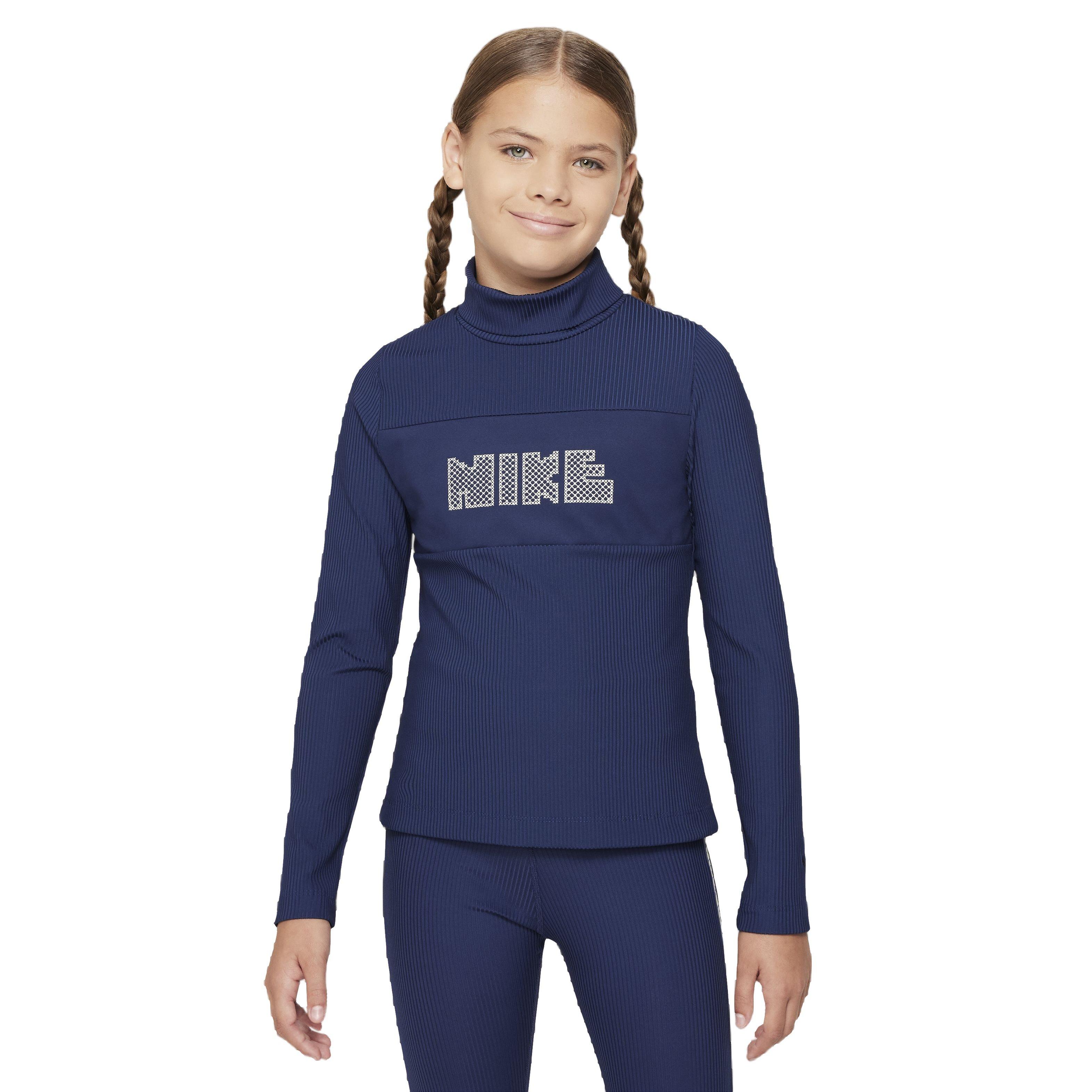 Color: NAVY