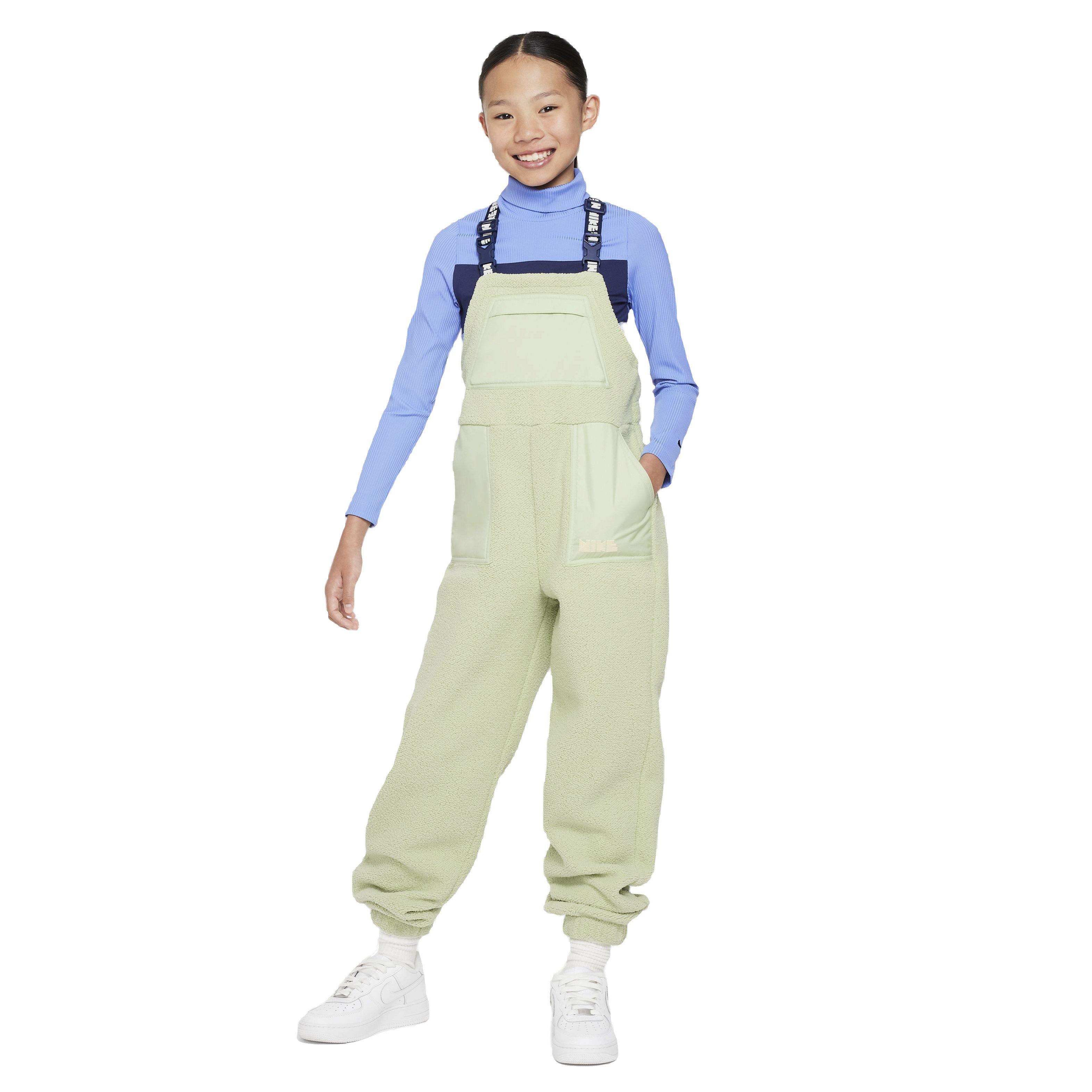 Color: LIGHT GREEN