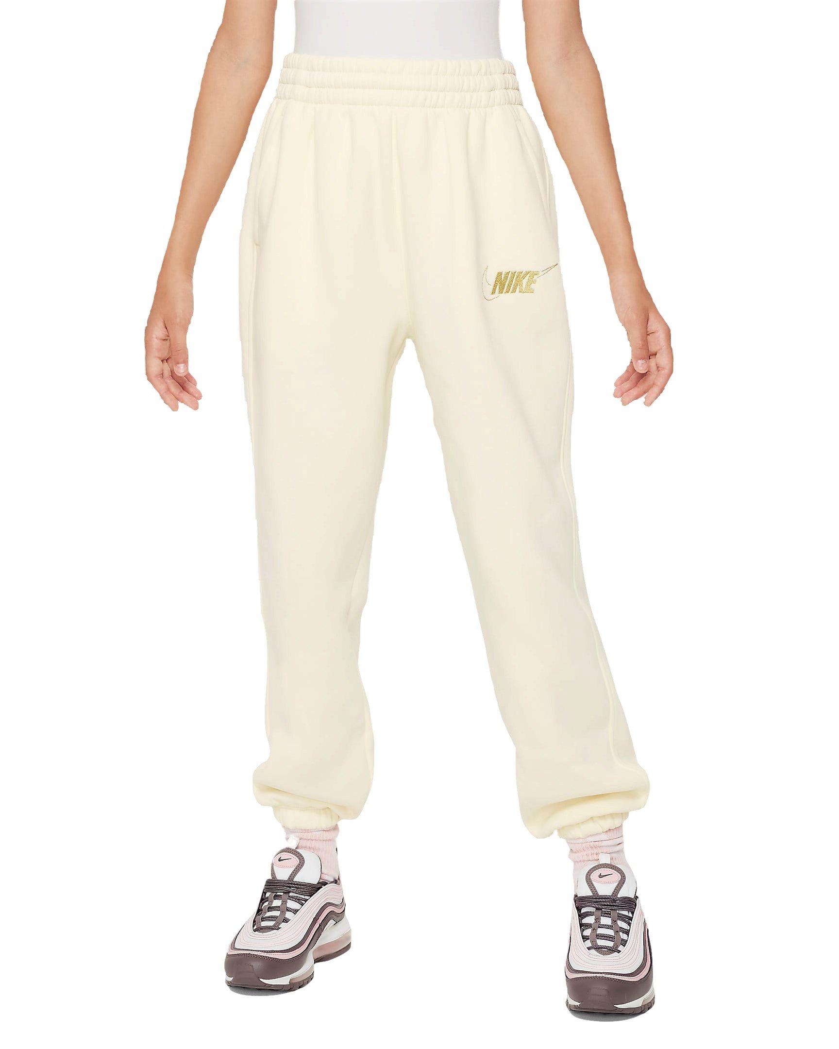 Color: WHITE