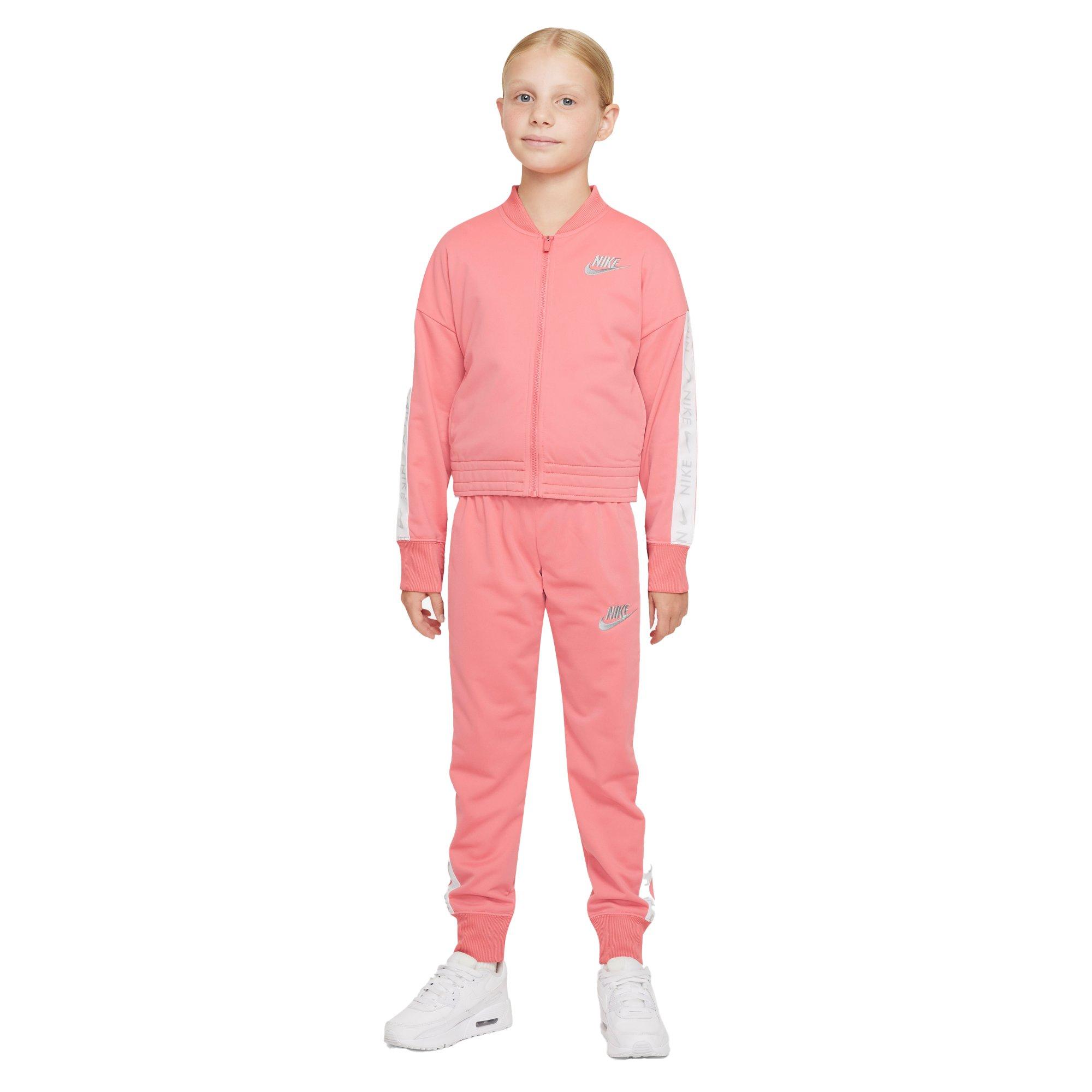 Color: PINK
