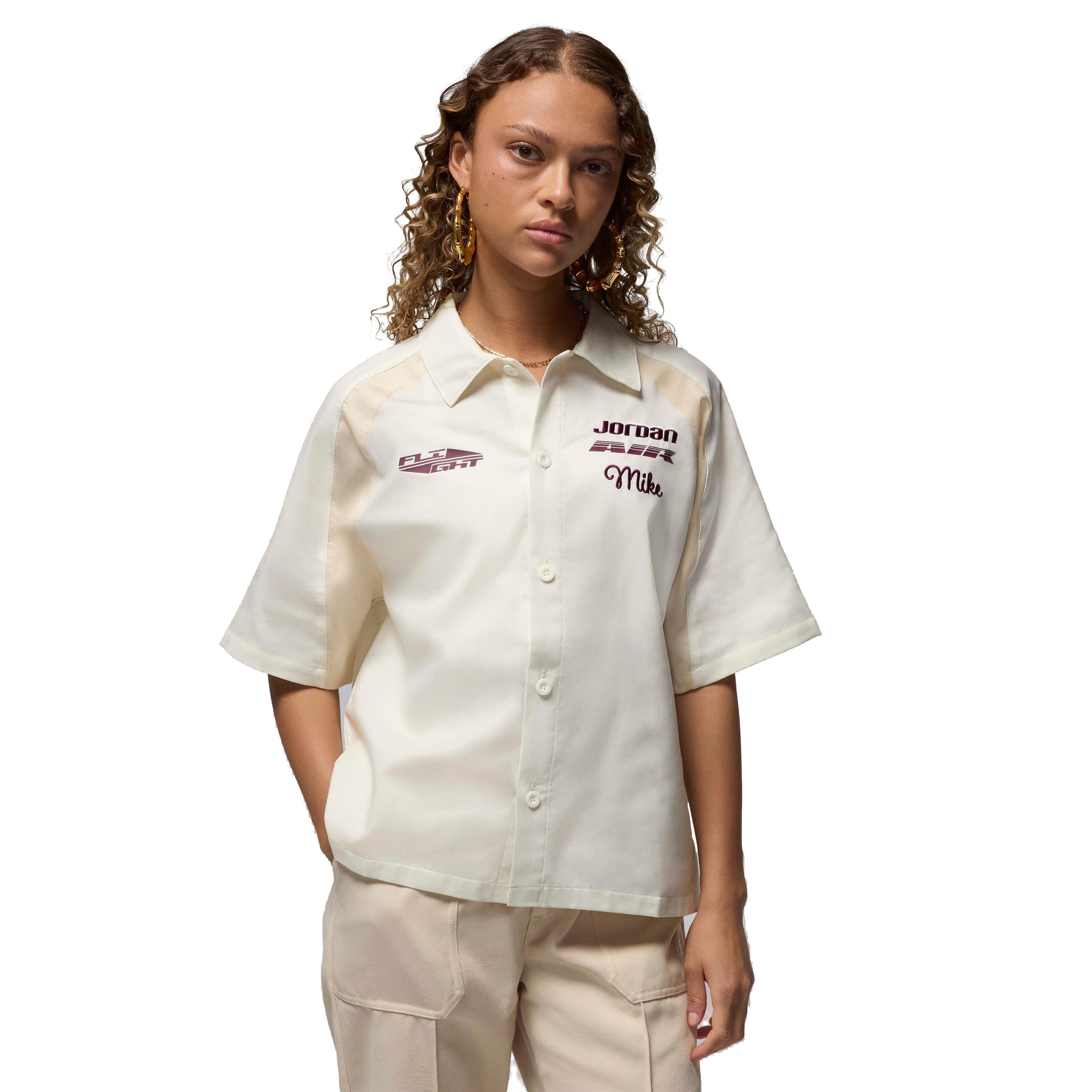 Color: WHITE