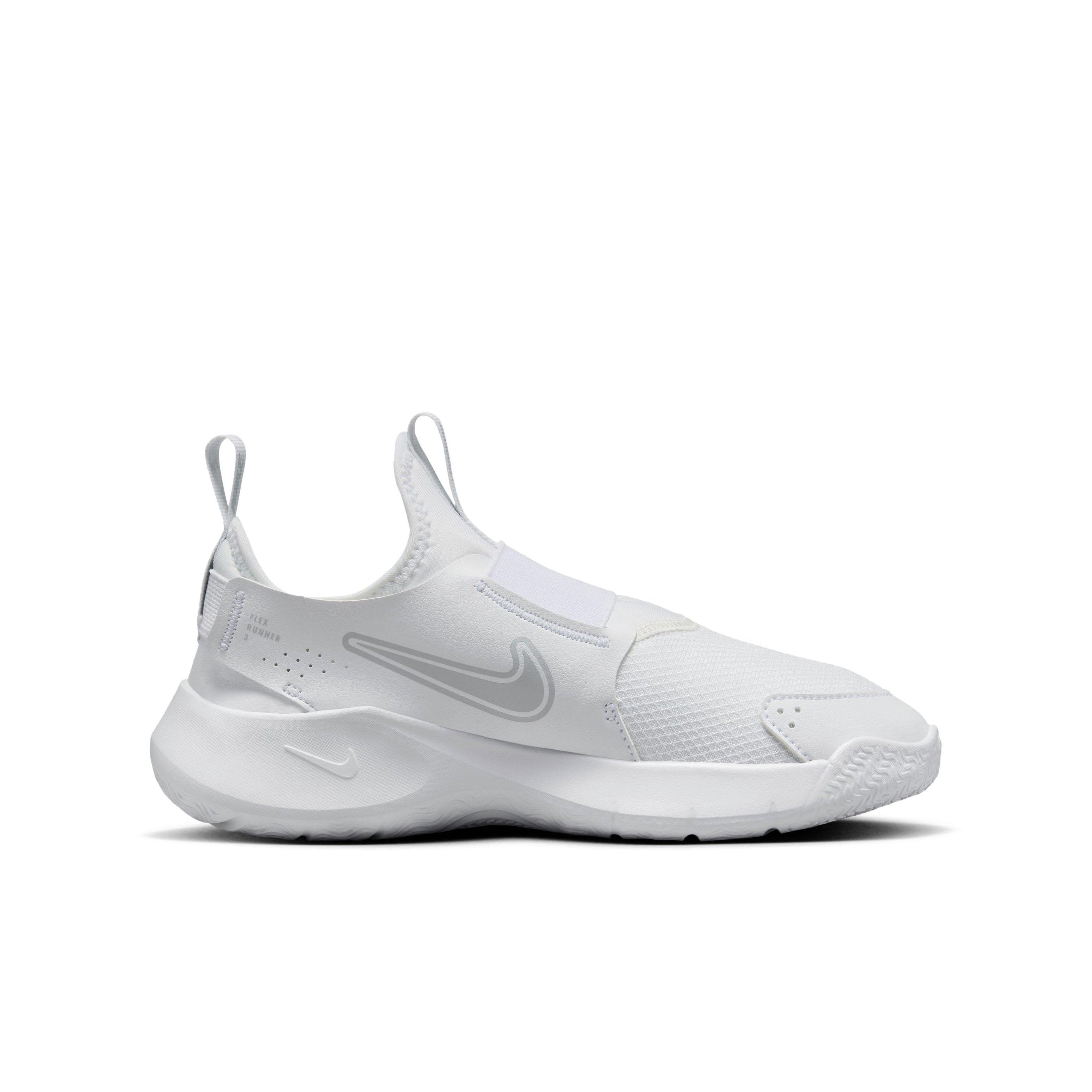 Color: WHITE/WHITE/PLATINUM