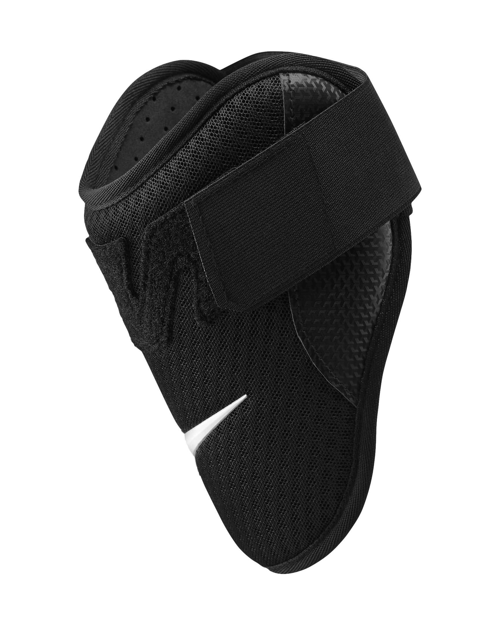 Color: BLACK/BLACK/WHITE