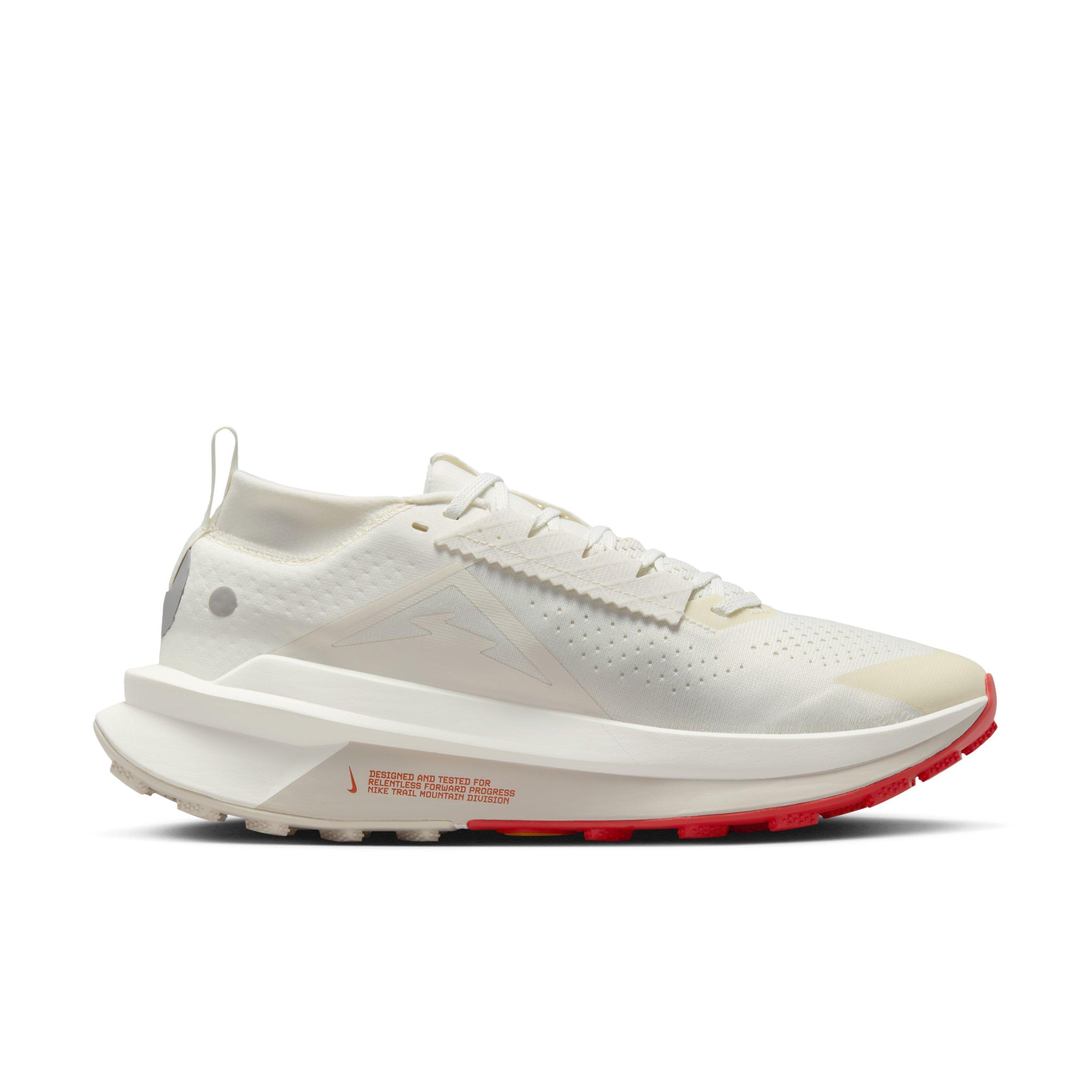 Color: SAIL/RED/PLATINUM/PHANTOM