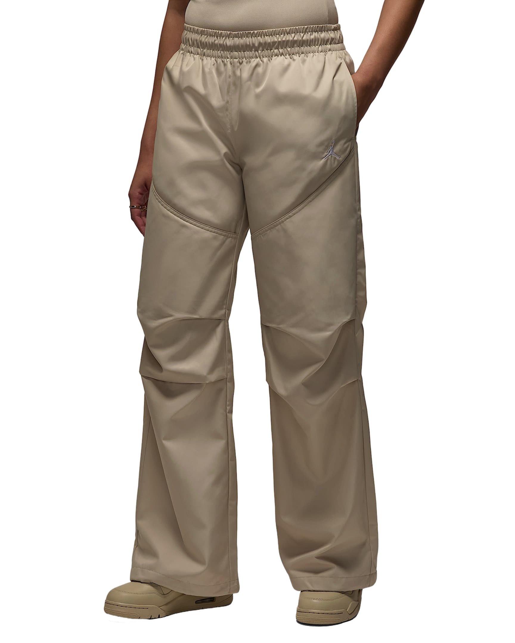 Color: BROWN