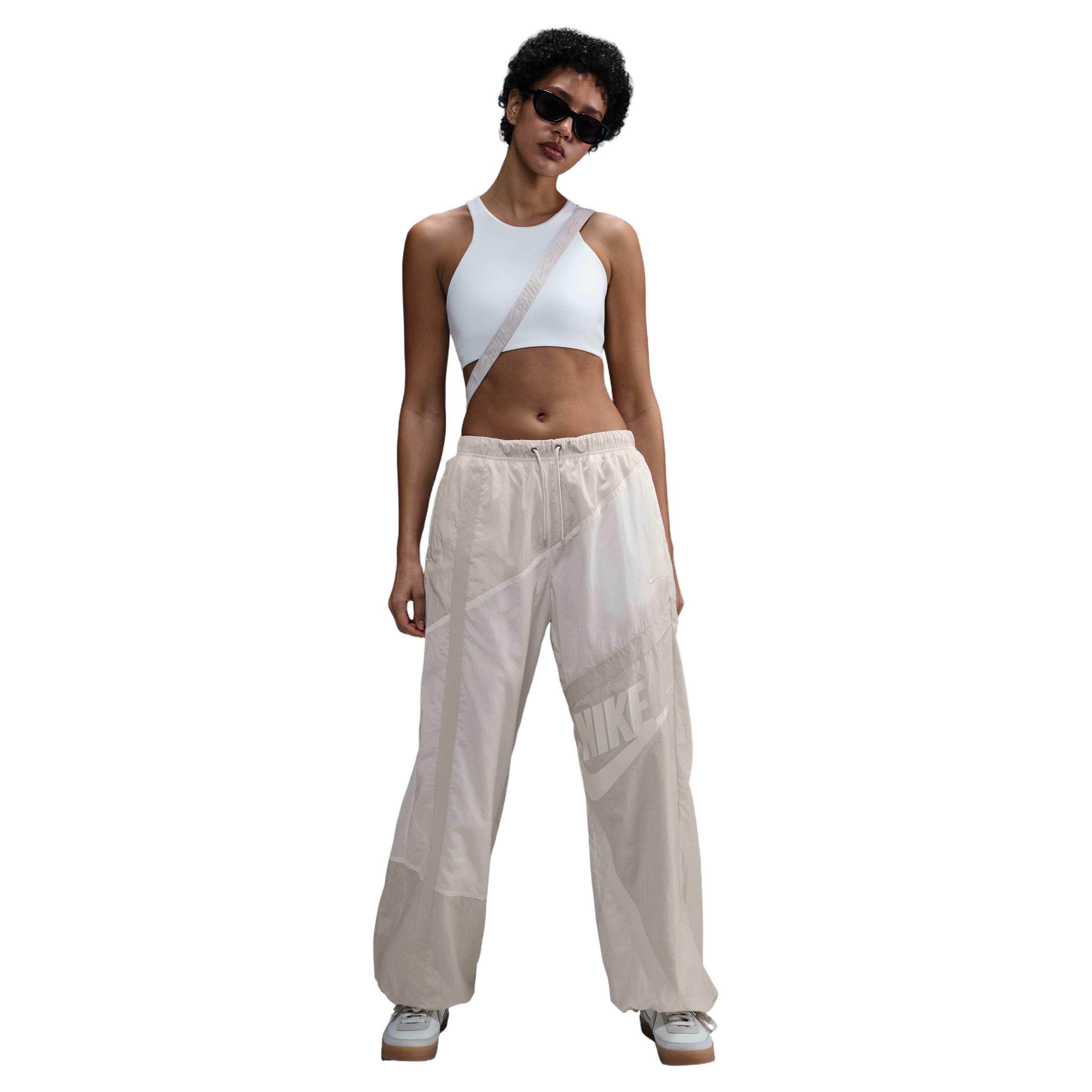 Color: WHITE