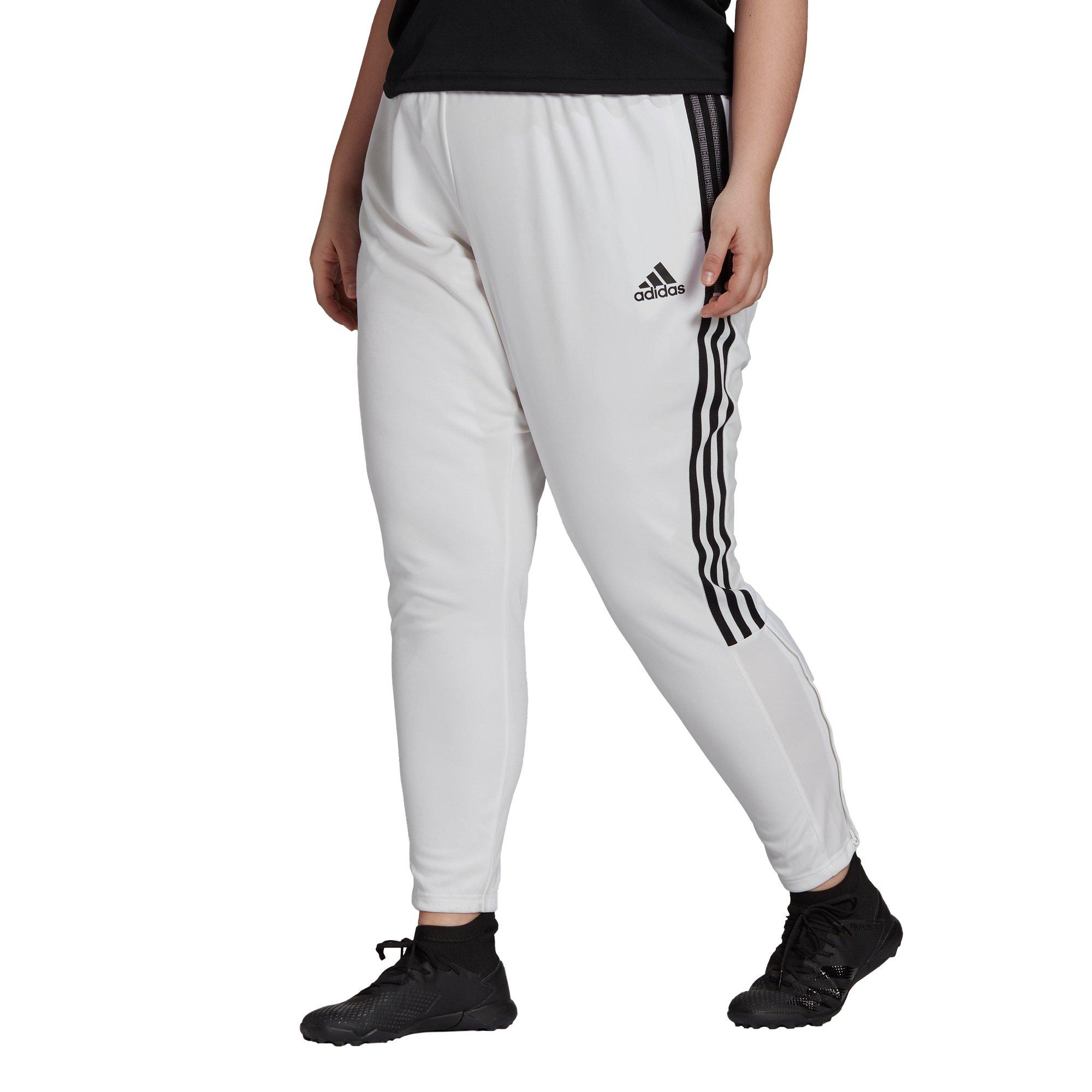 Color: WHITE/BLACK