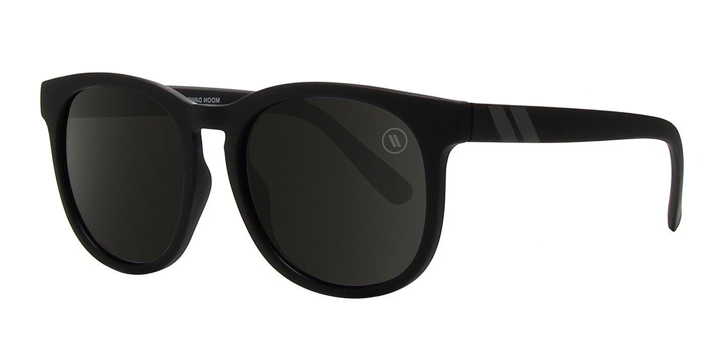 Color: BLACK