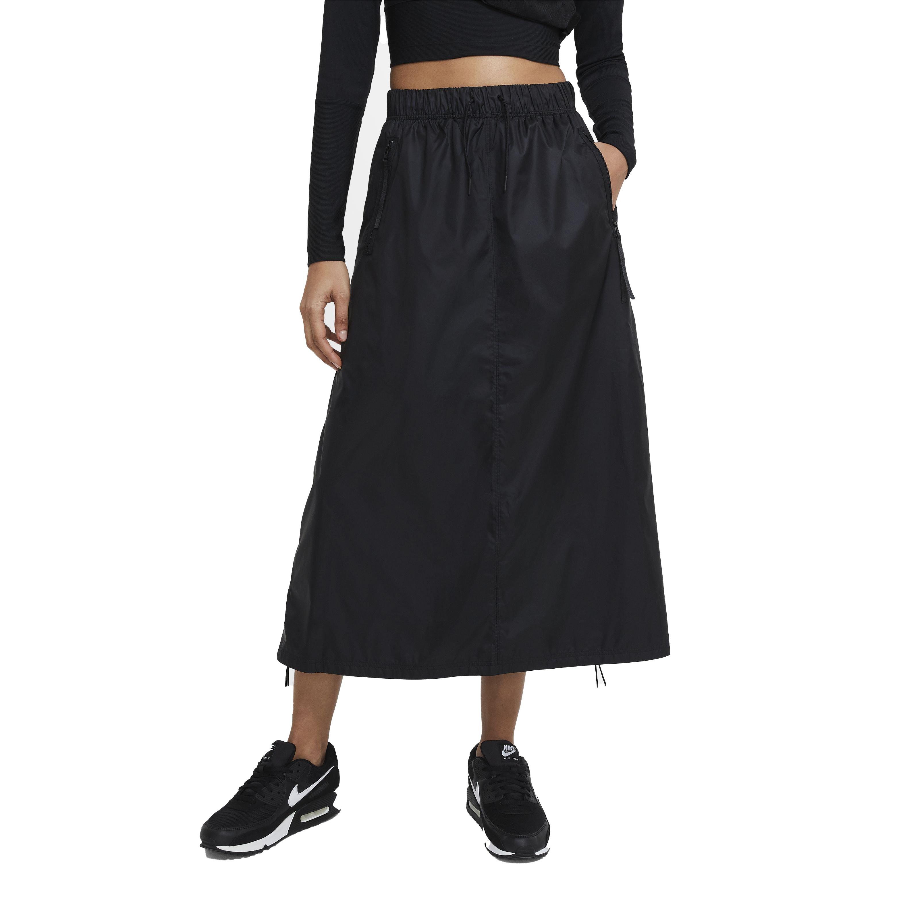 Color: BLACK