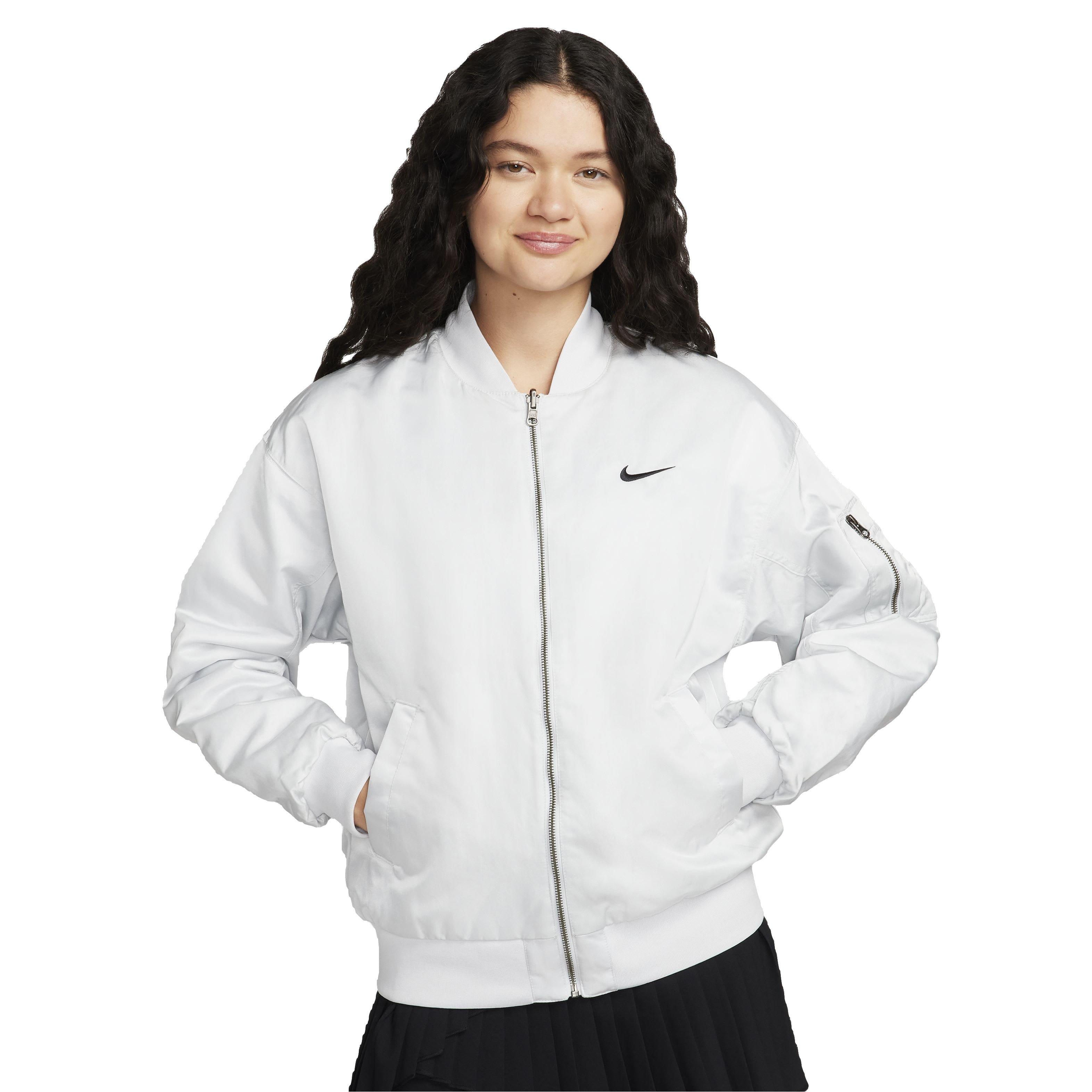 Color: WHITE
