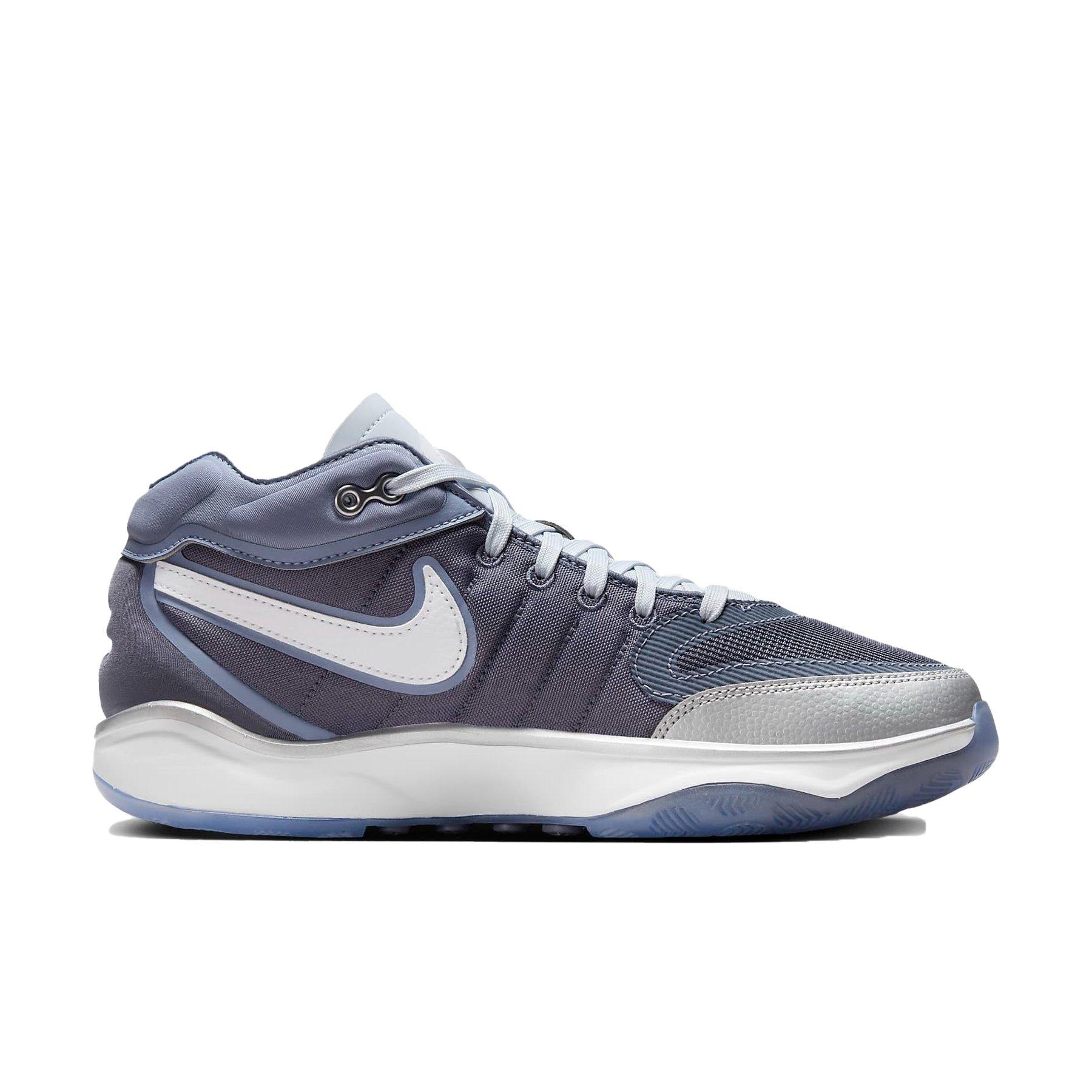 Color: LT CARBON/GREY/WHITE