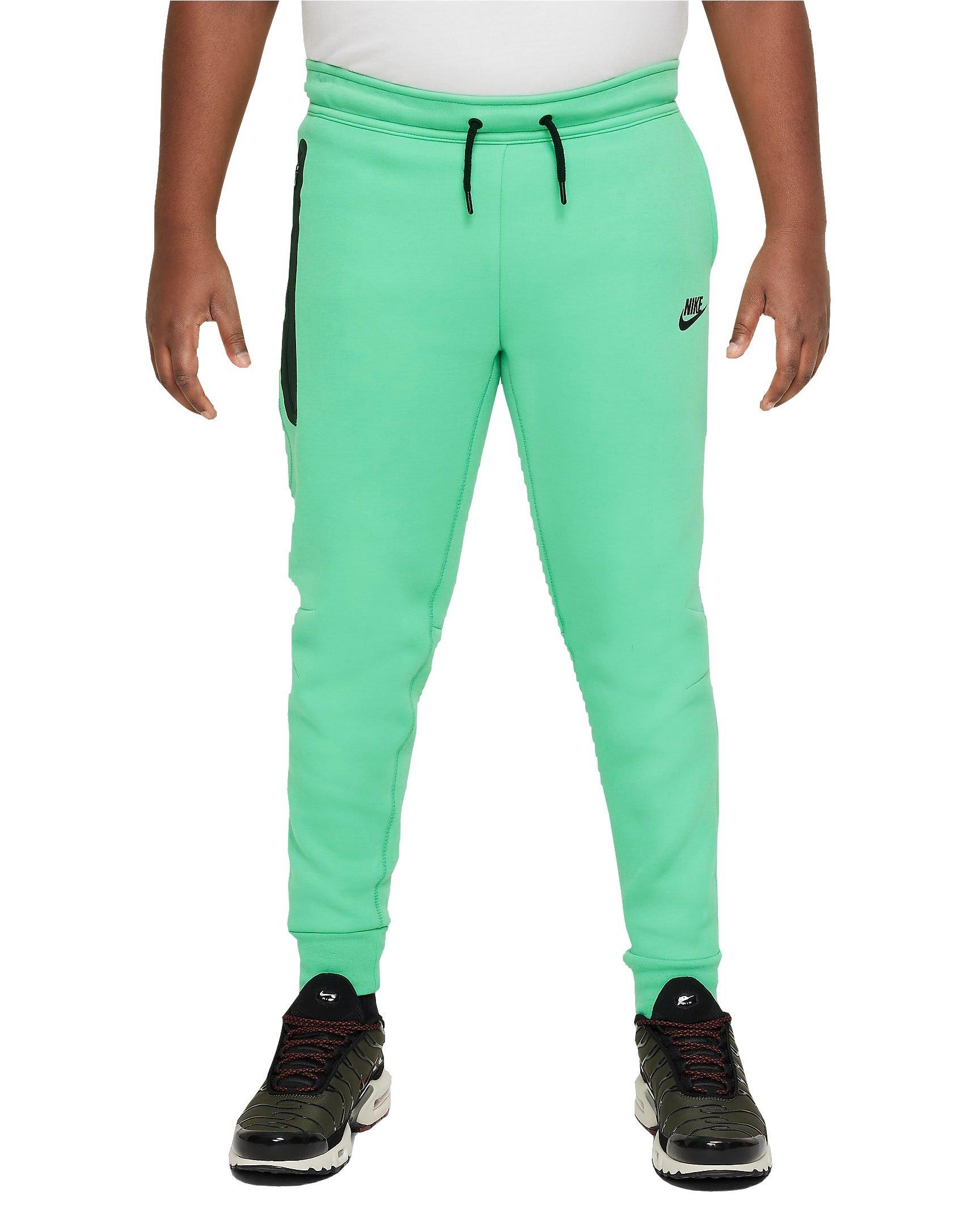 Color: GREEN