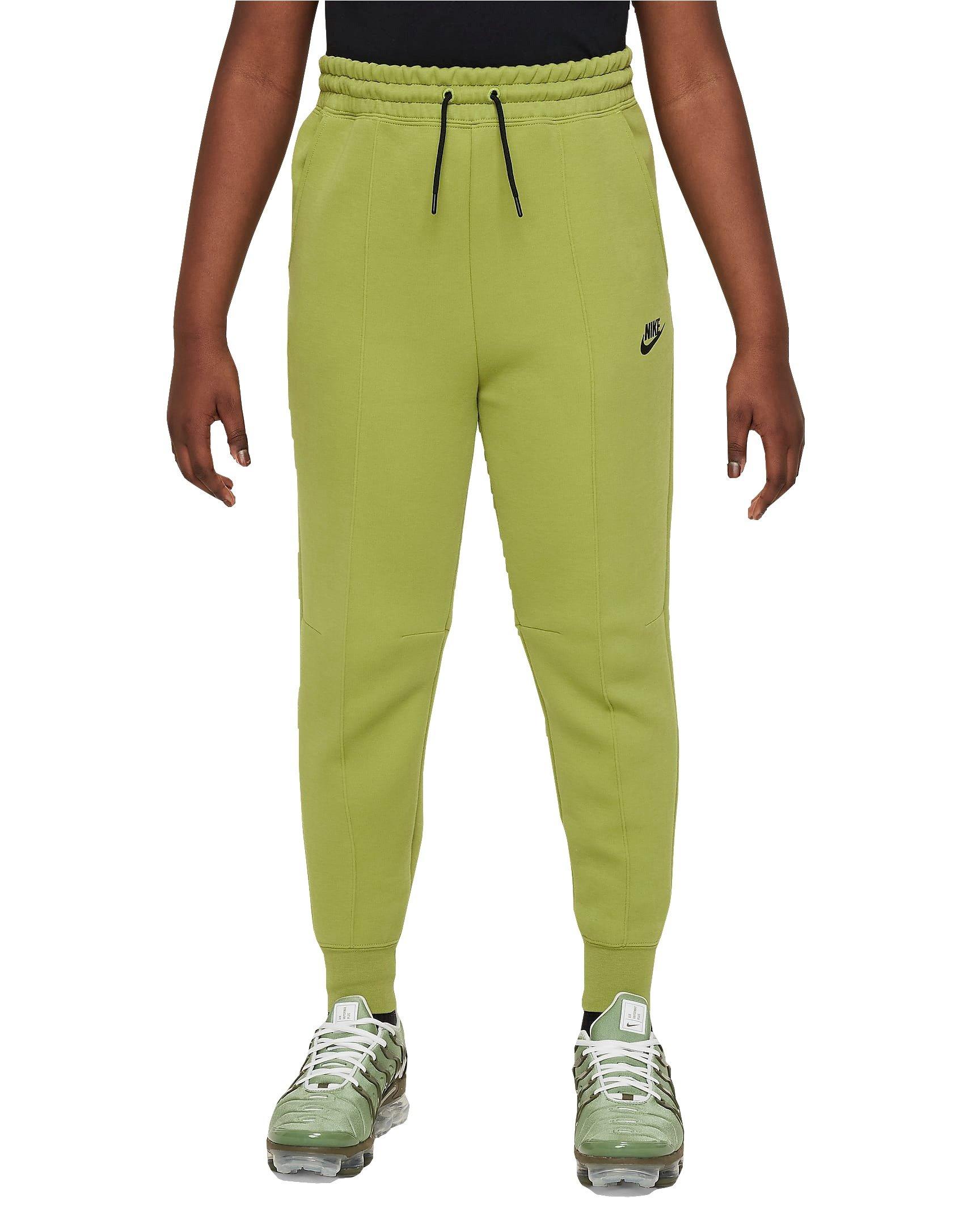 Color: GREEN