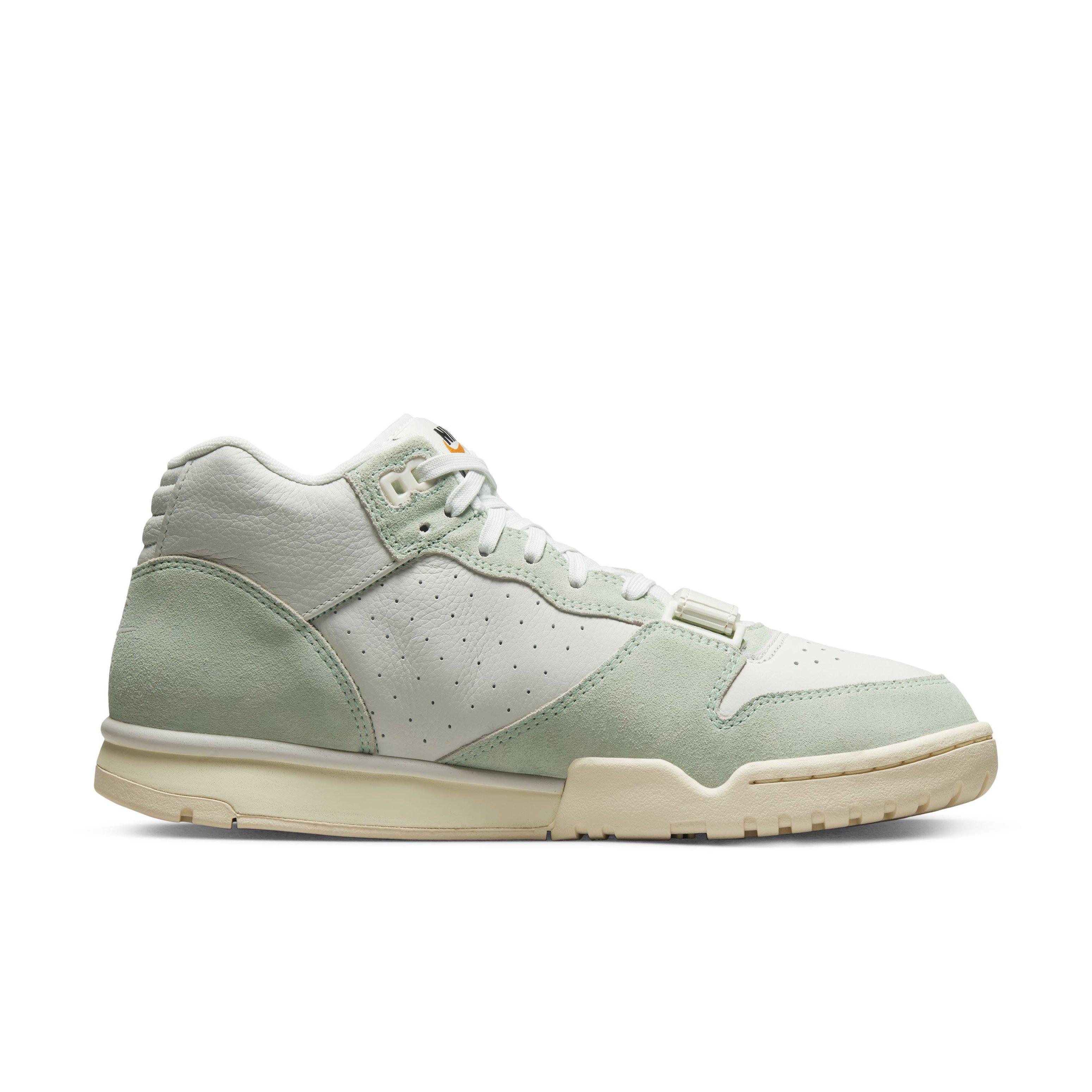Color: GREEN