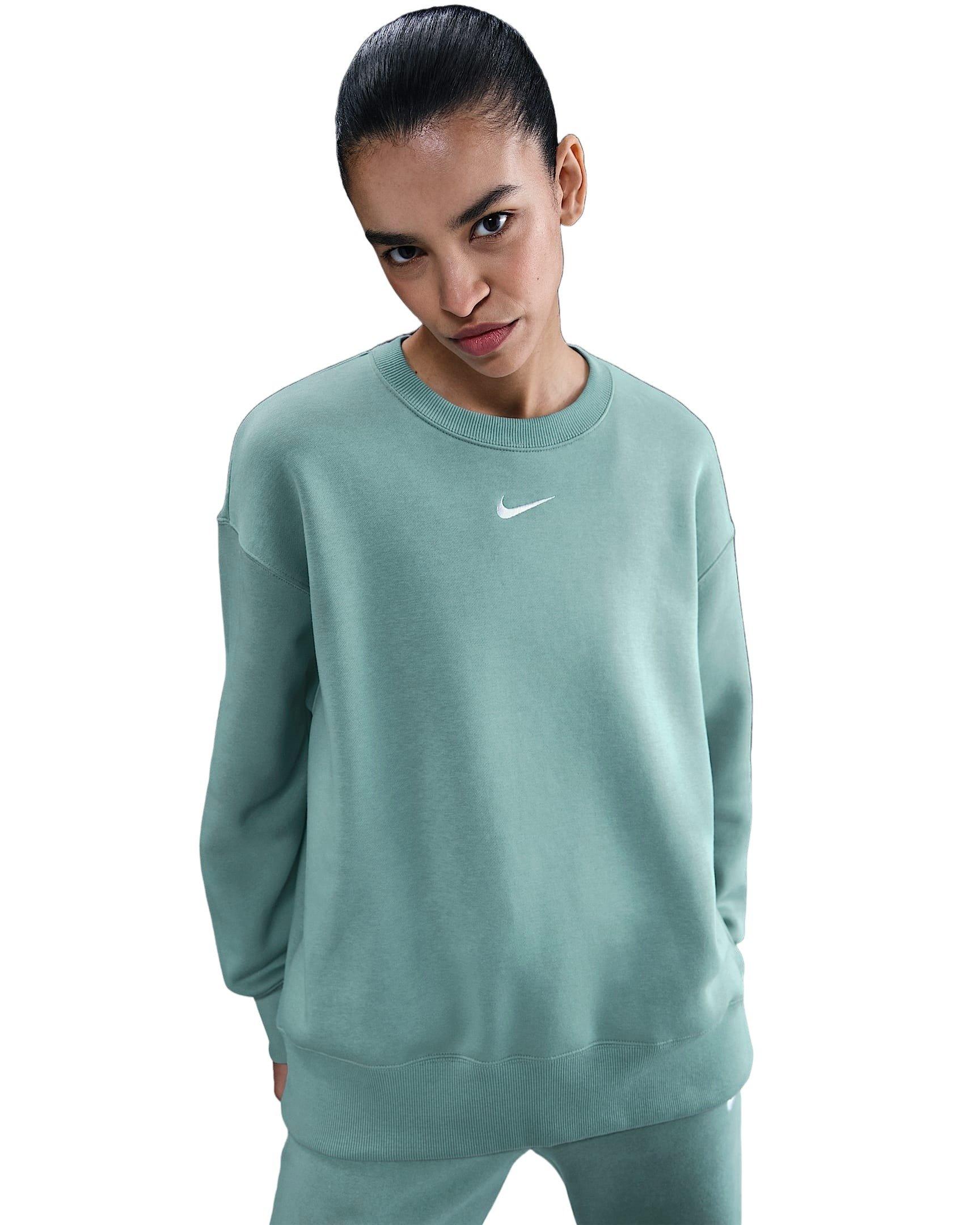 Color: GREEN