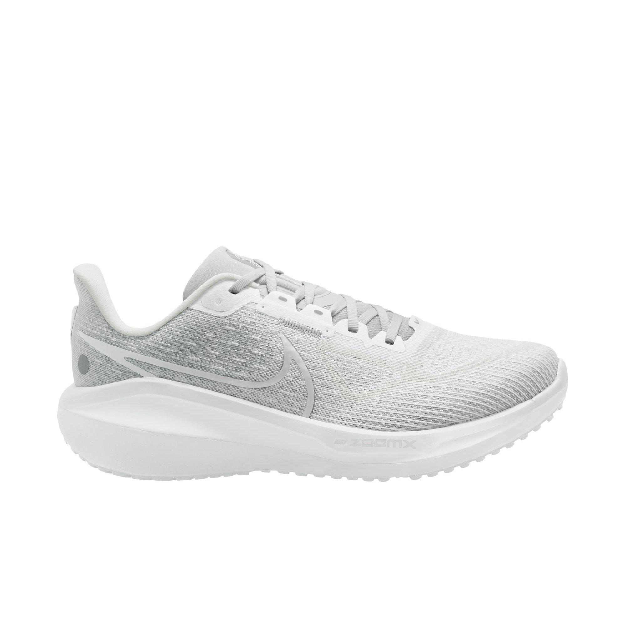 Color: WHITE/WHITE/PLATINUM
