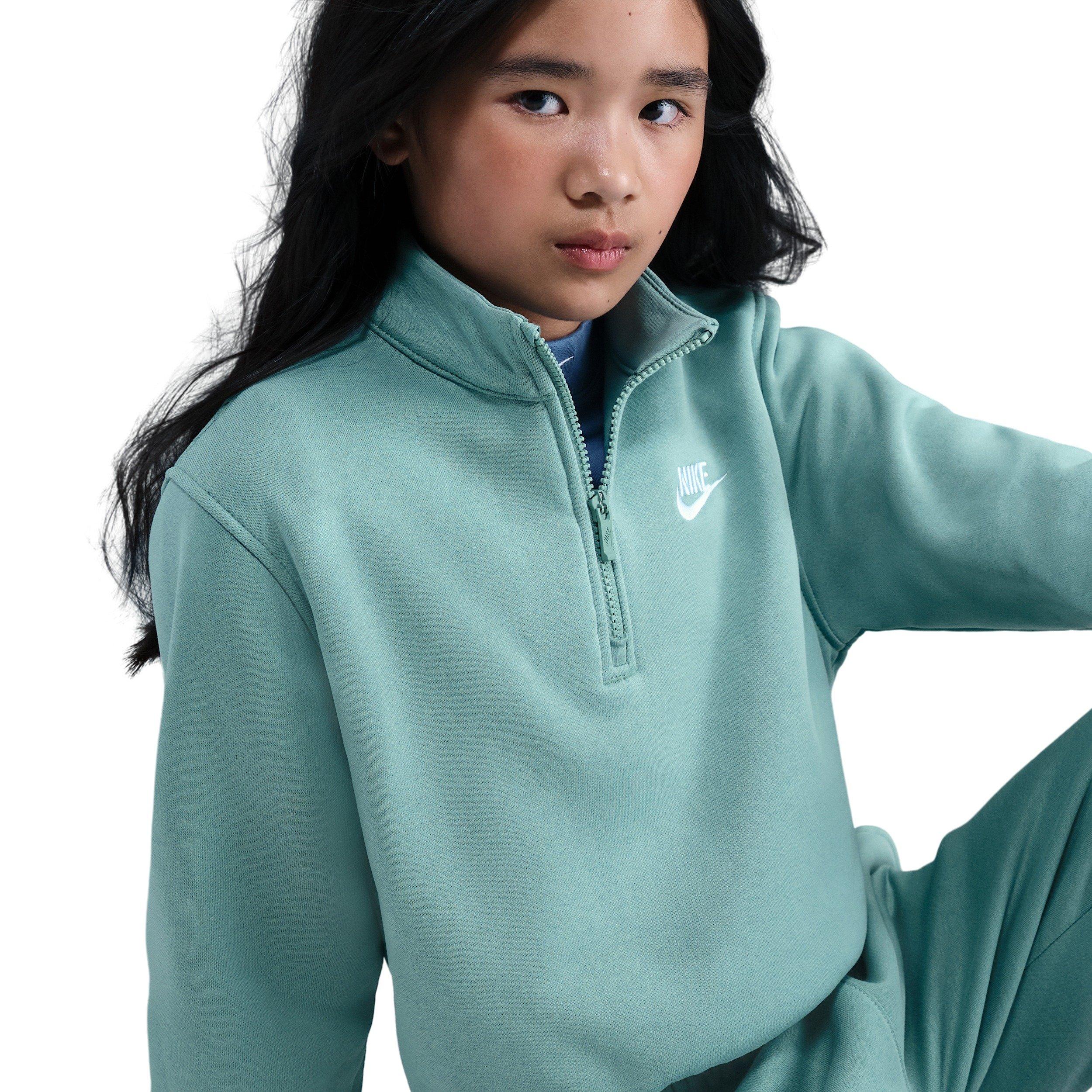 Color: GREEN