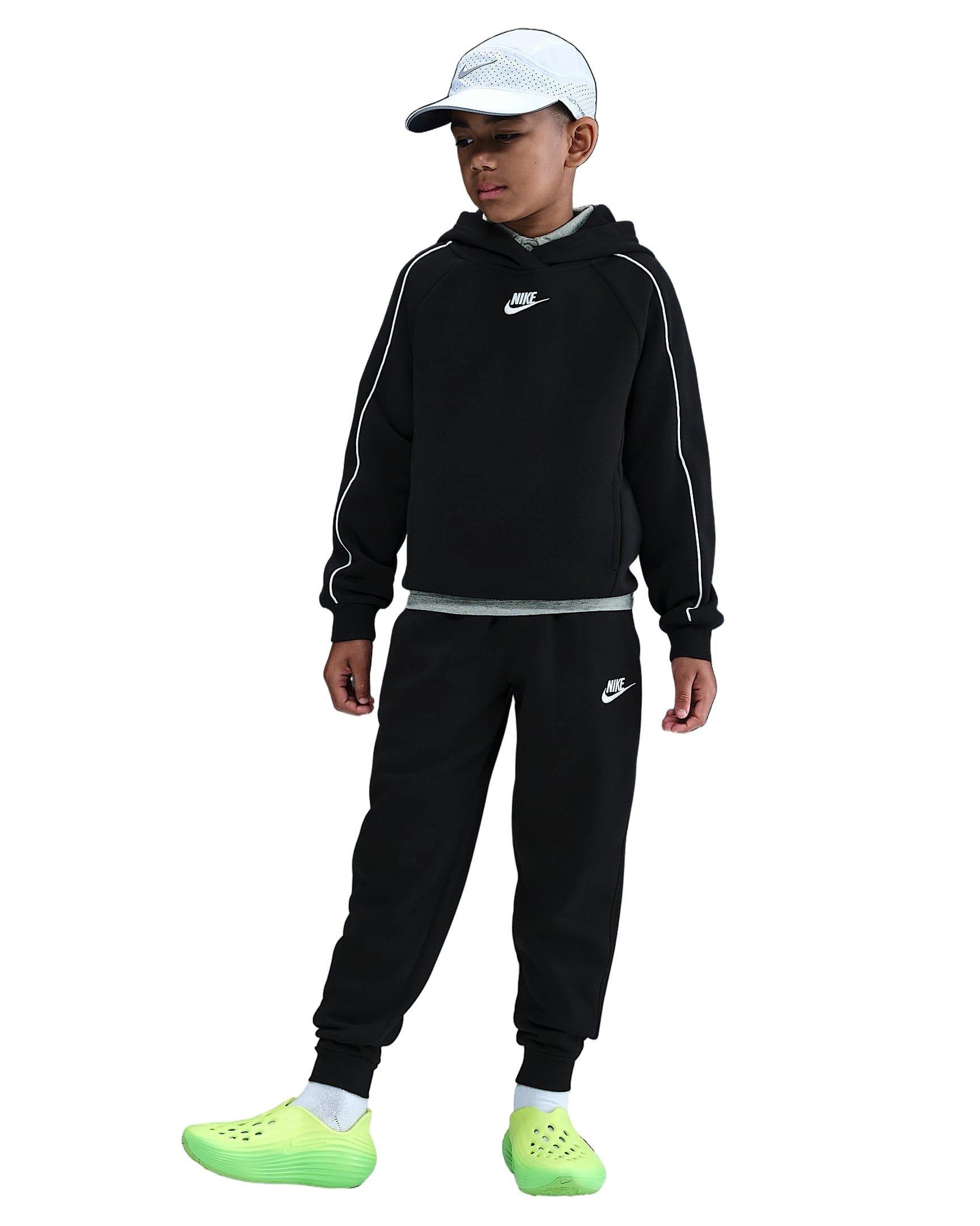 Color: BLACK