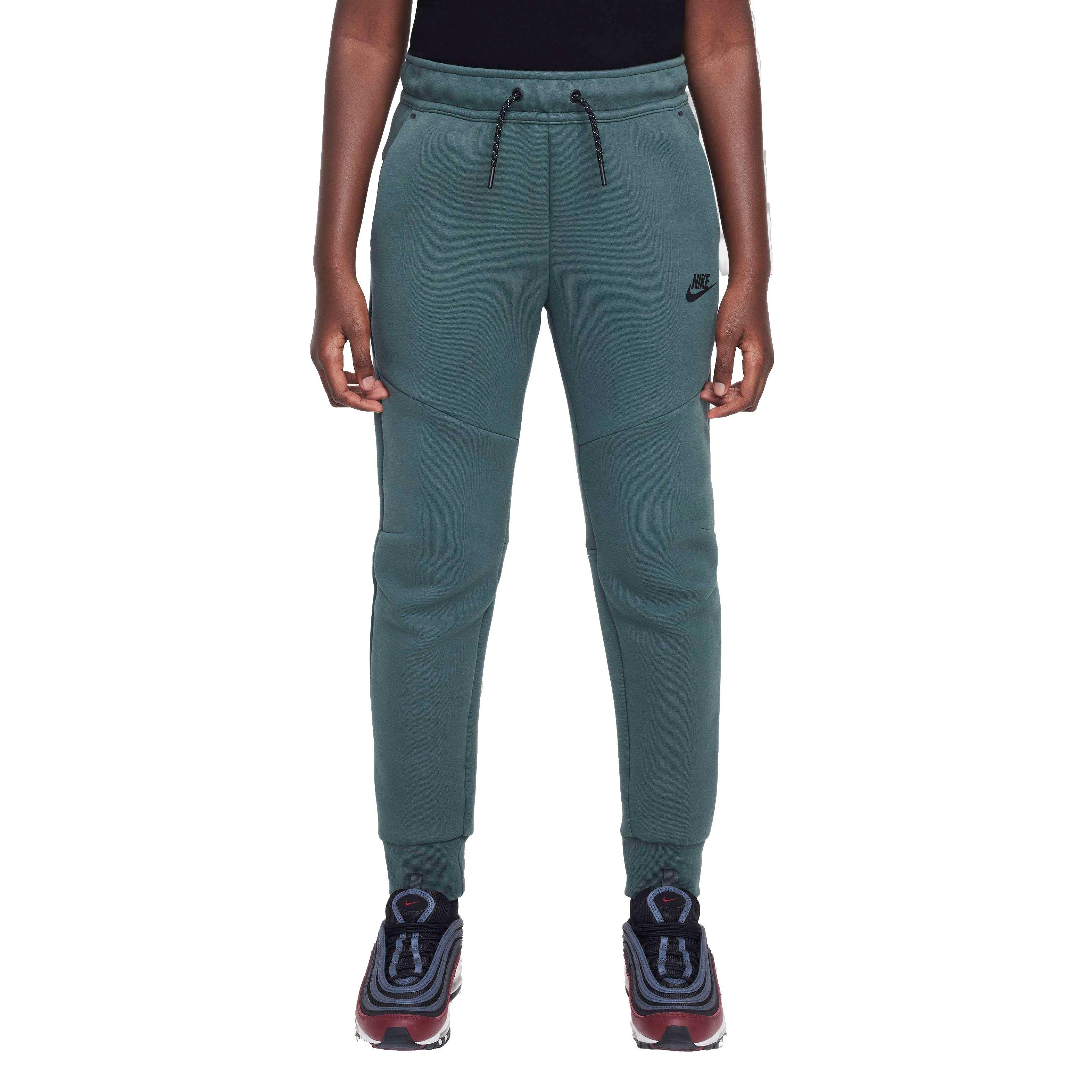 Color: GREEN