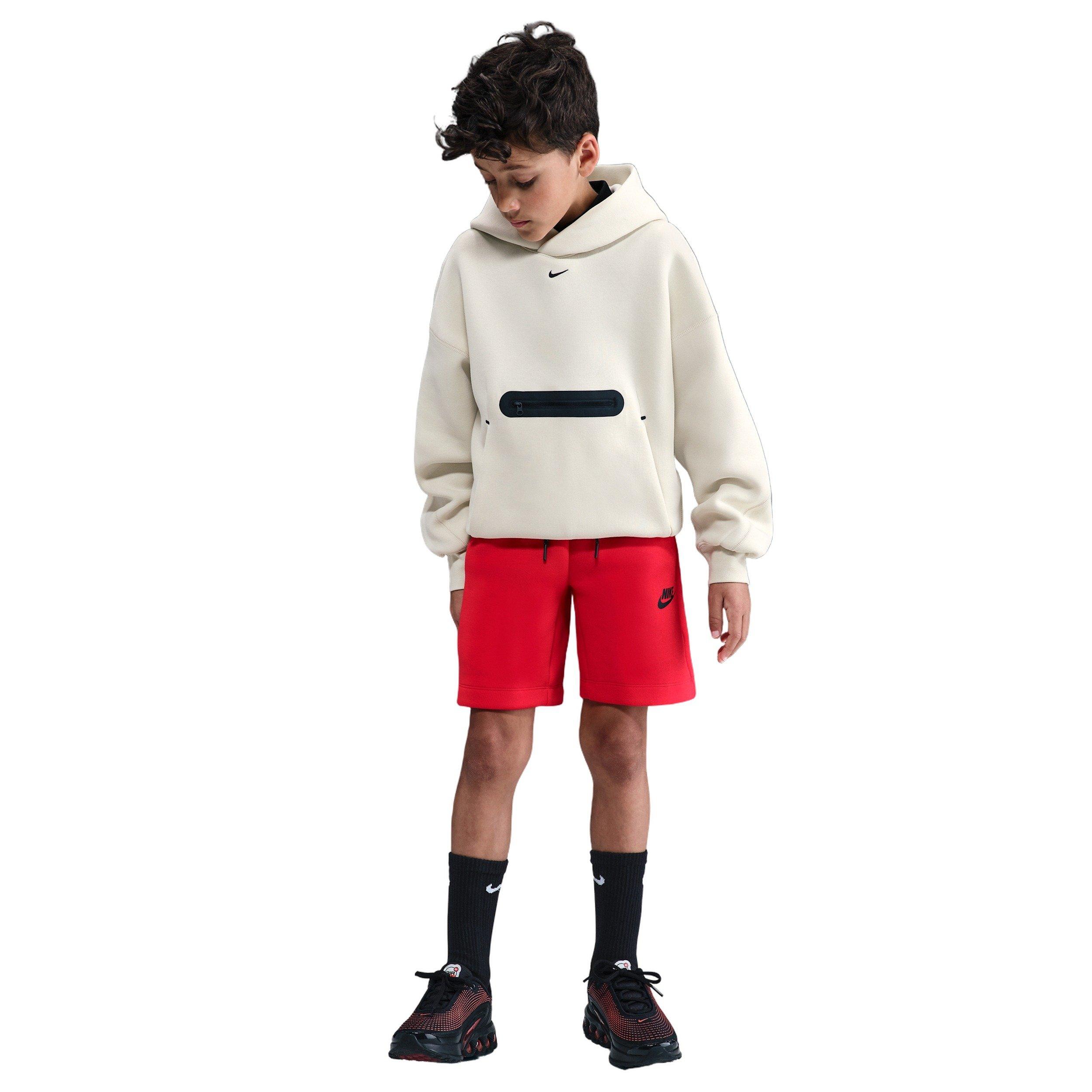 Color: RED
