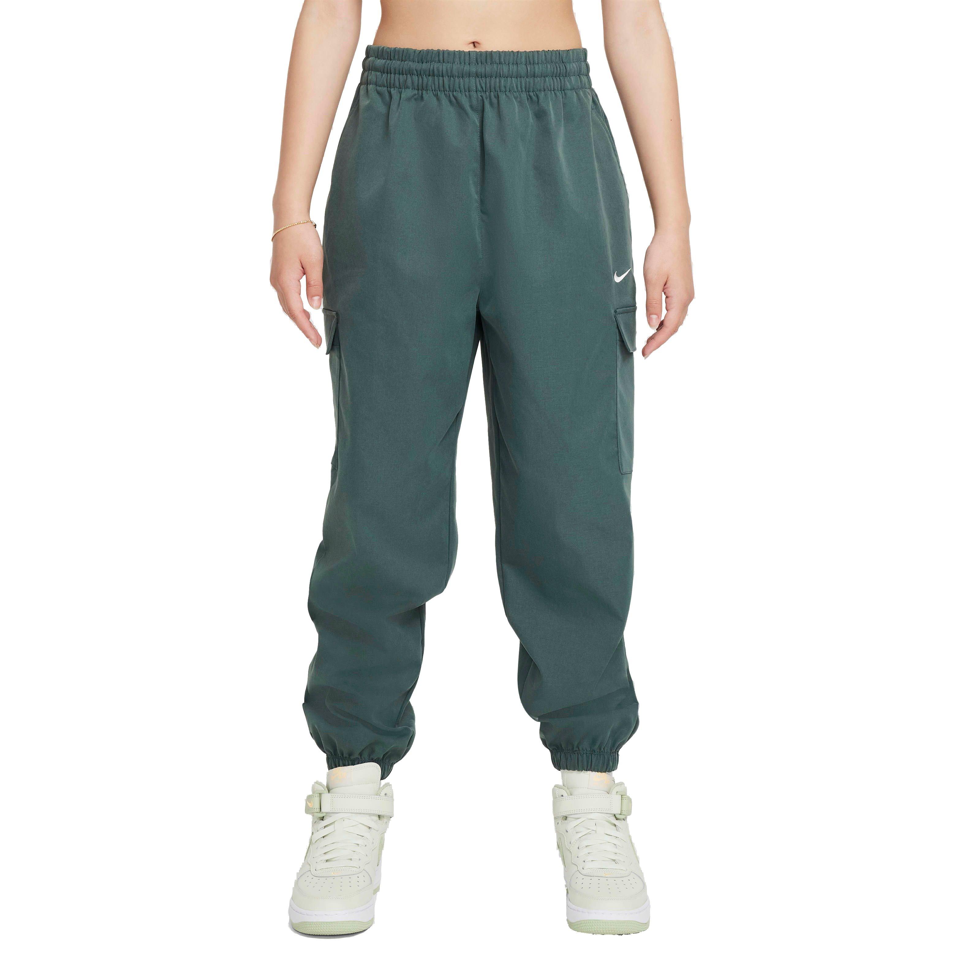 Color: GREEN