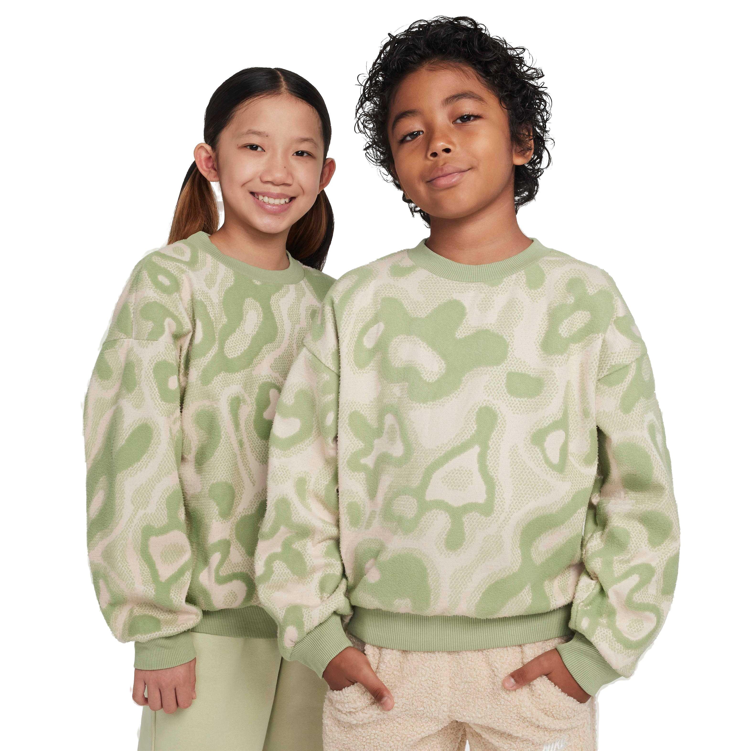Color: GREEN