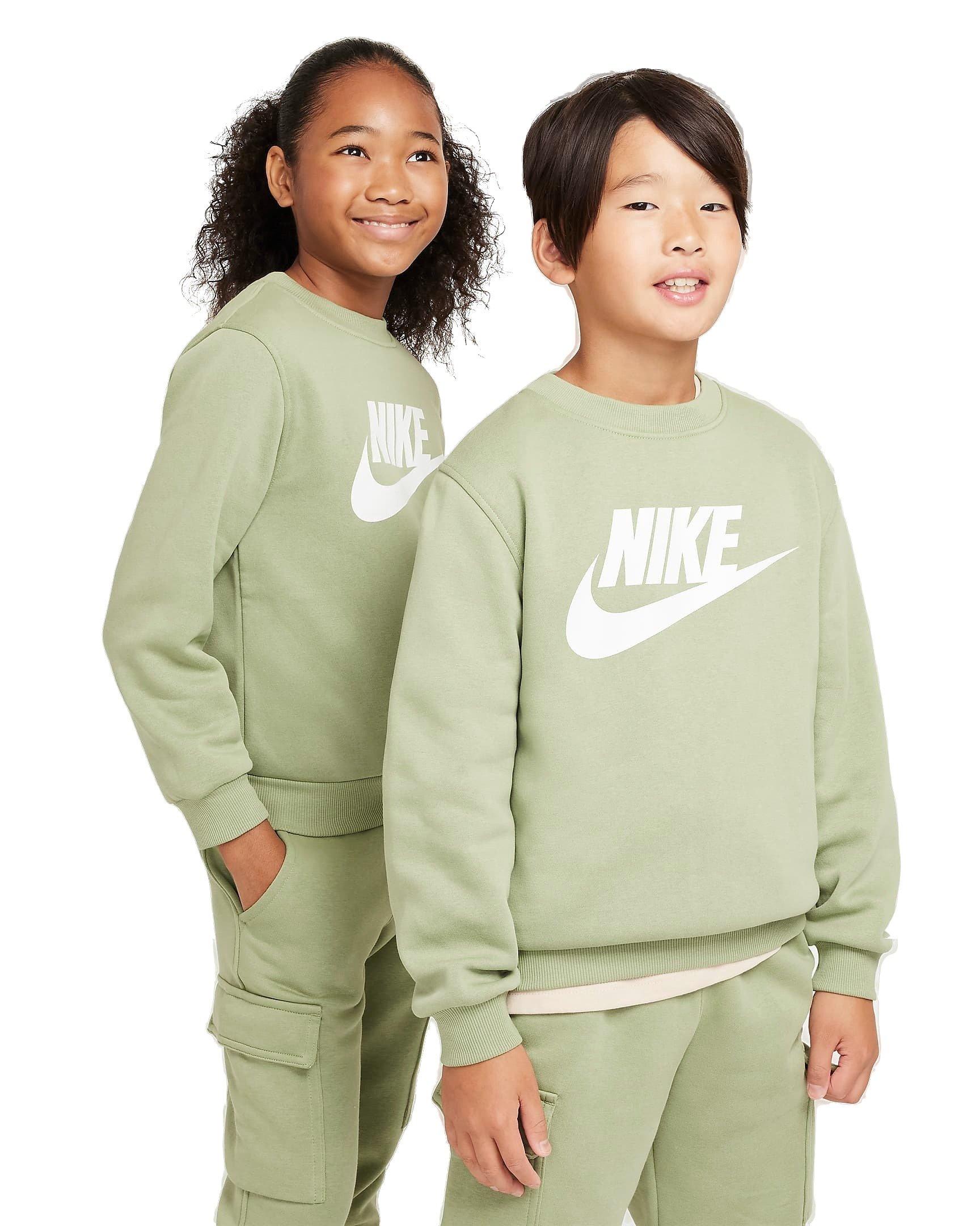 Color: GREEN