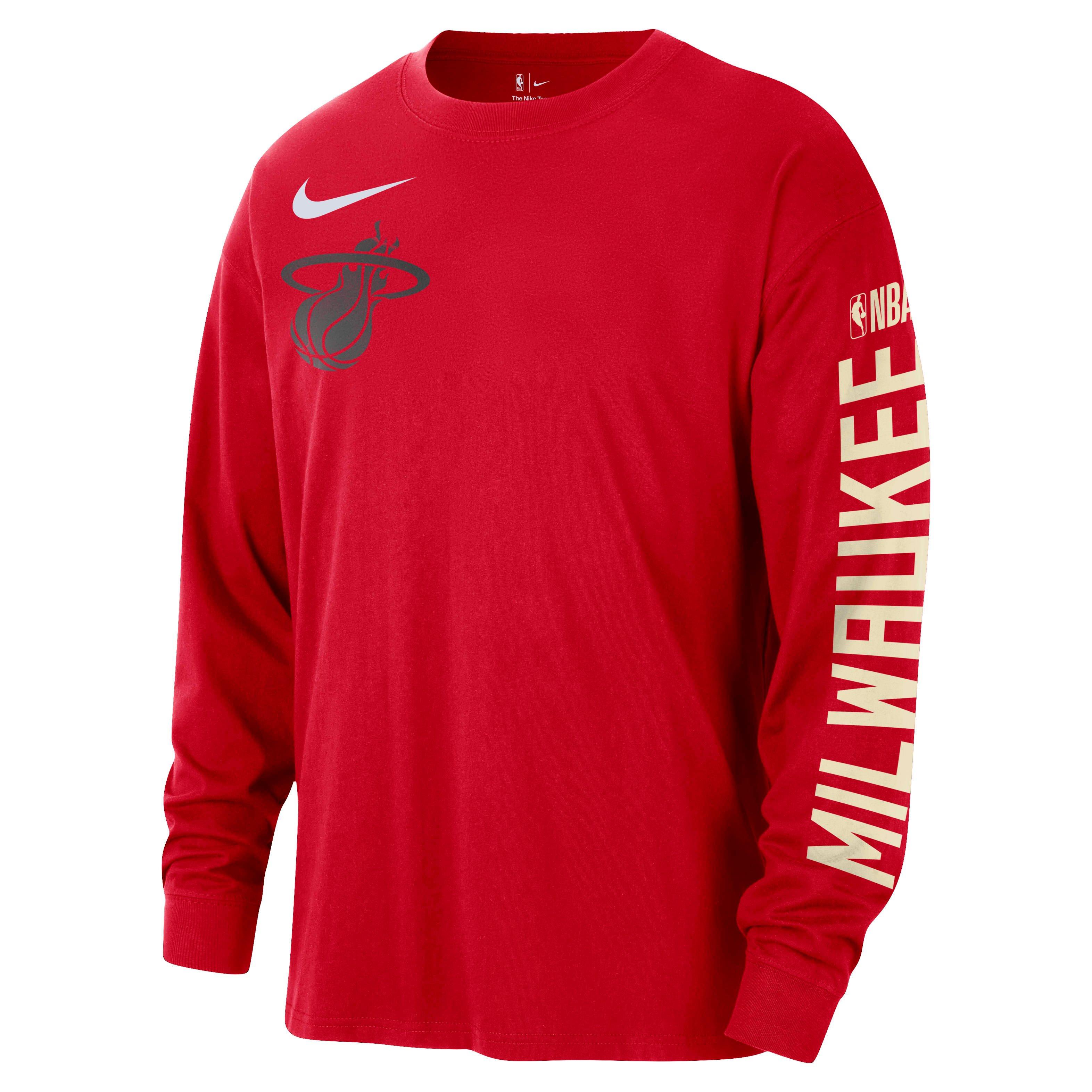 Color: RED