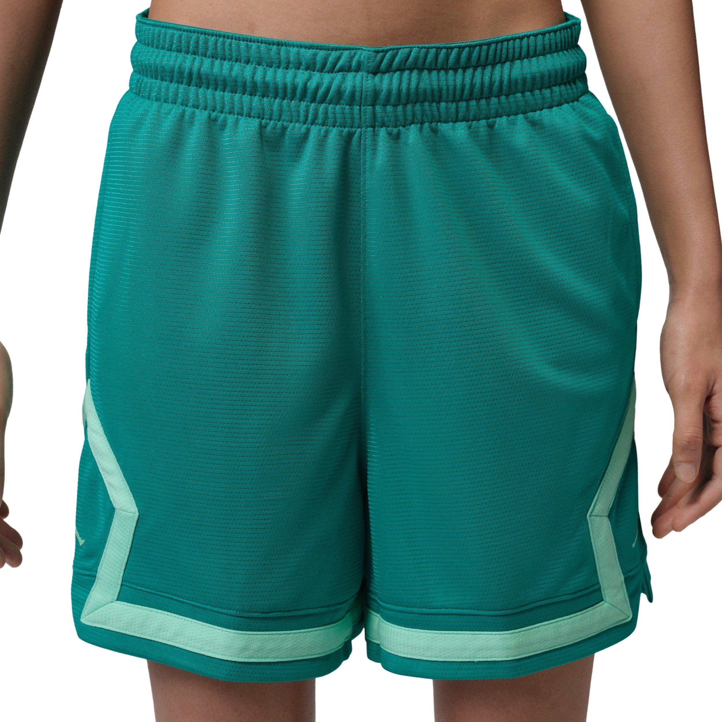 Color: GREEN