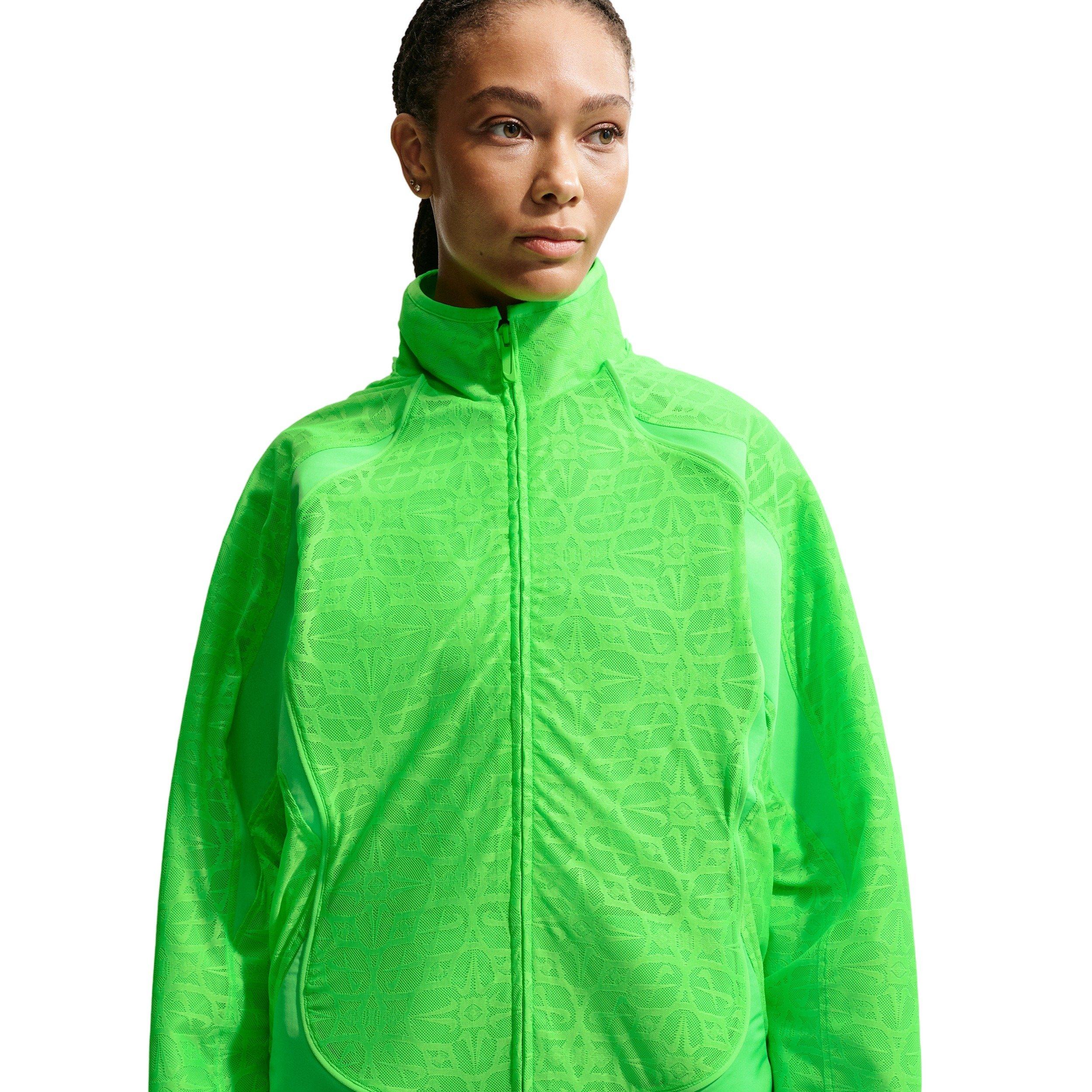 Color: GREEN