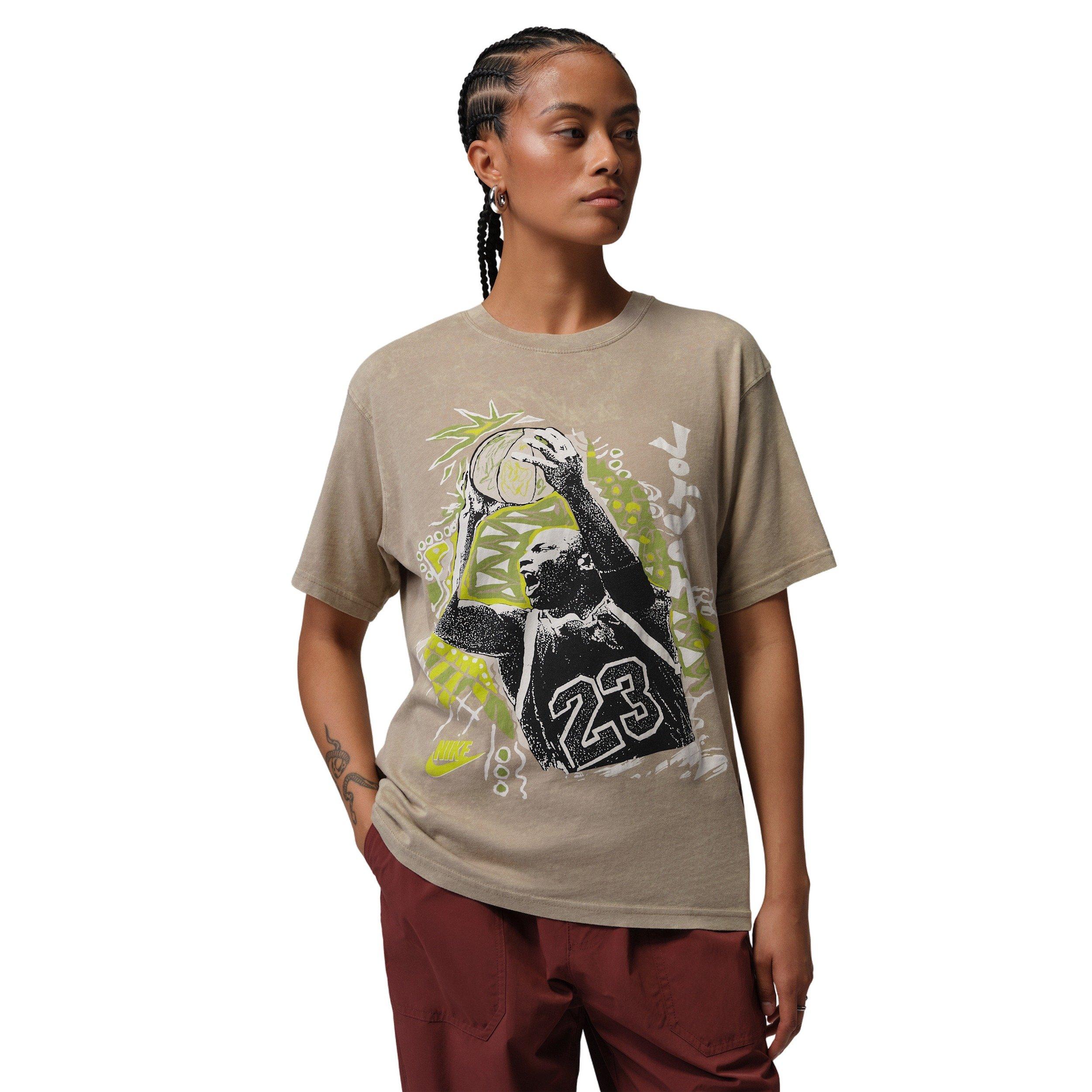 Color: KHAKI
