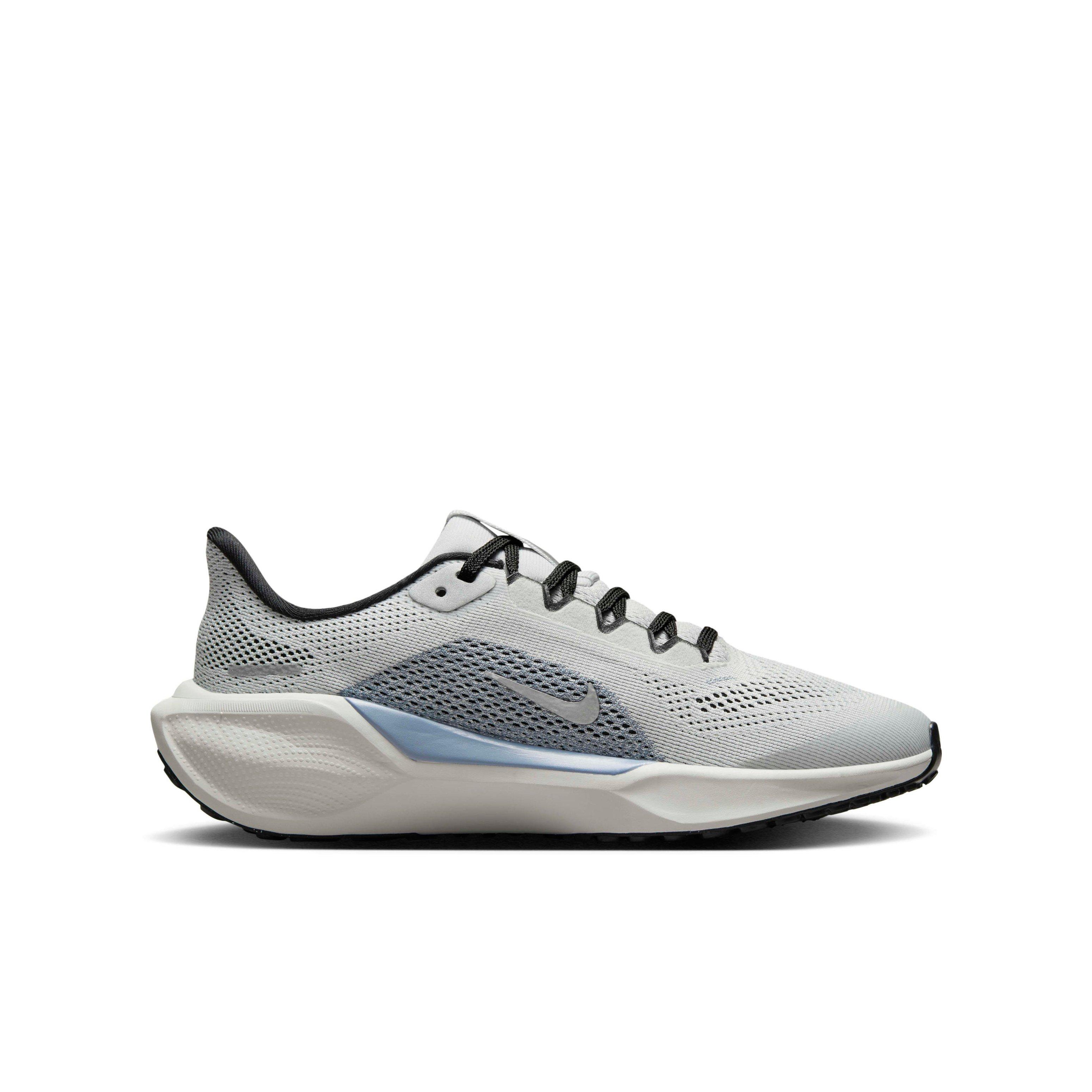 Color: DUST/SLATE/BLACK/SILVER