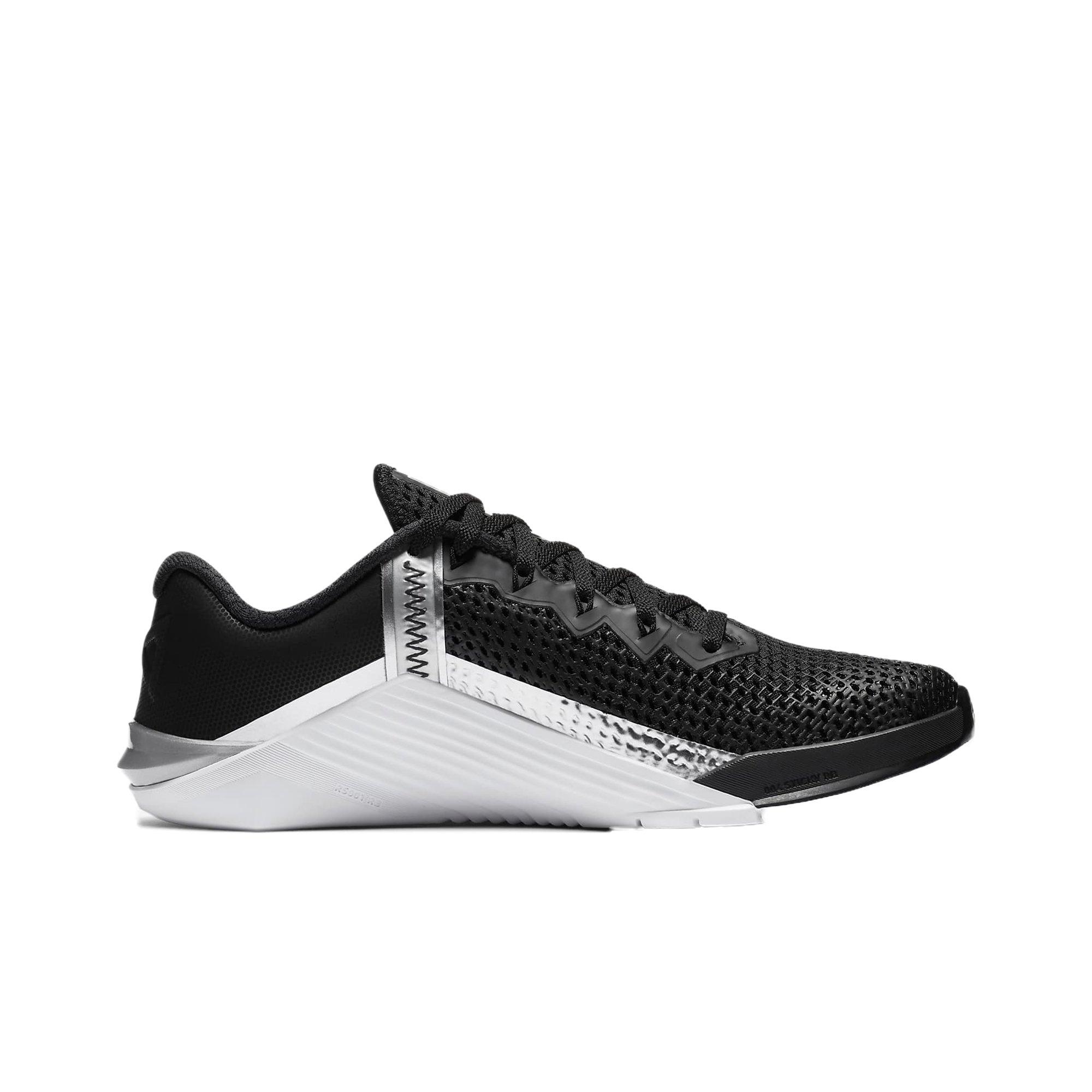 Color: BLACK