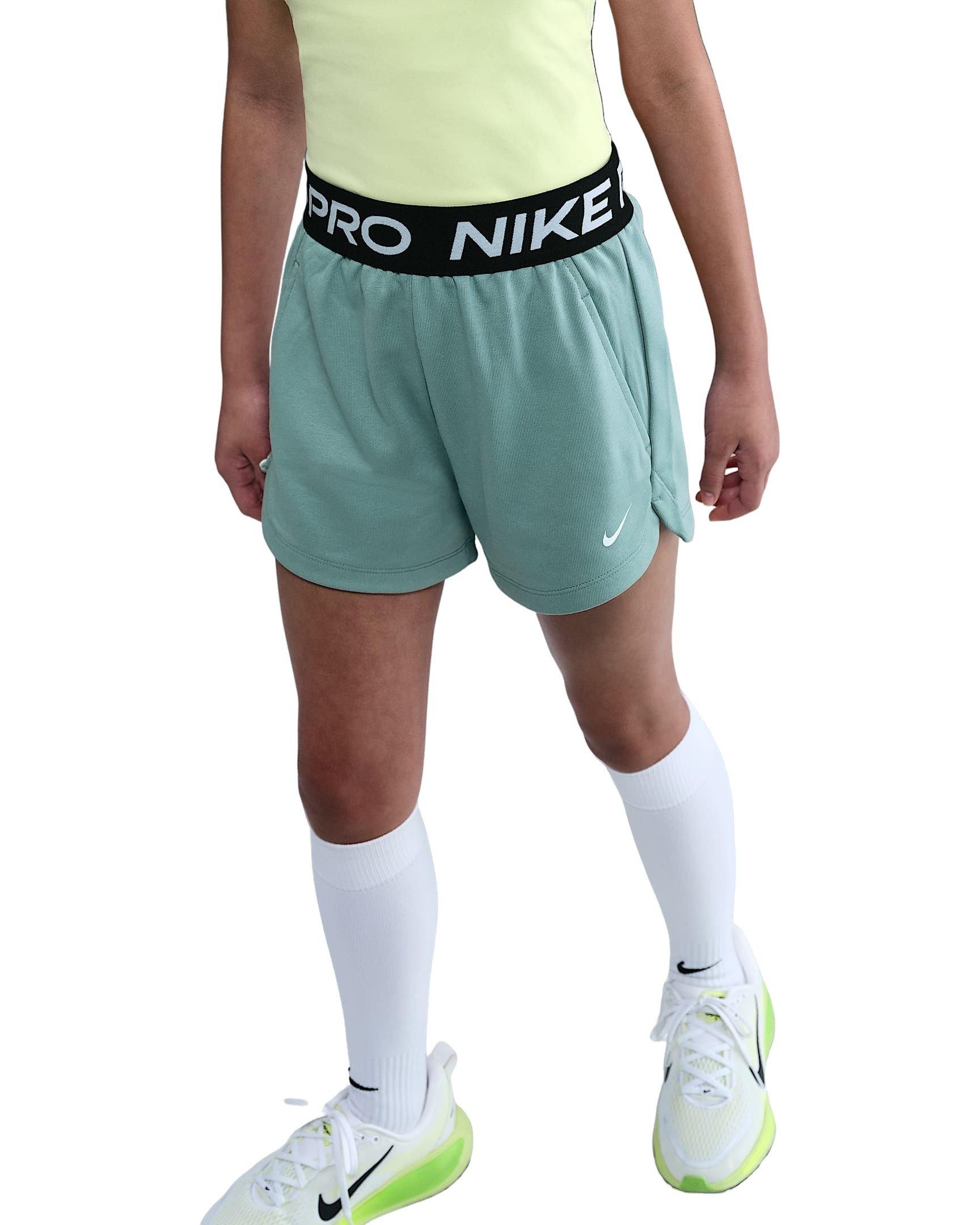 Color: GREEN