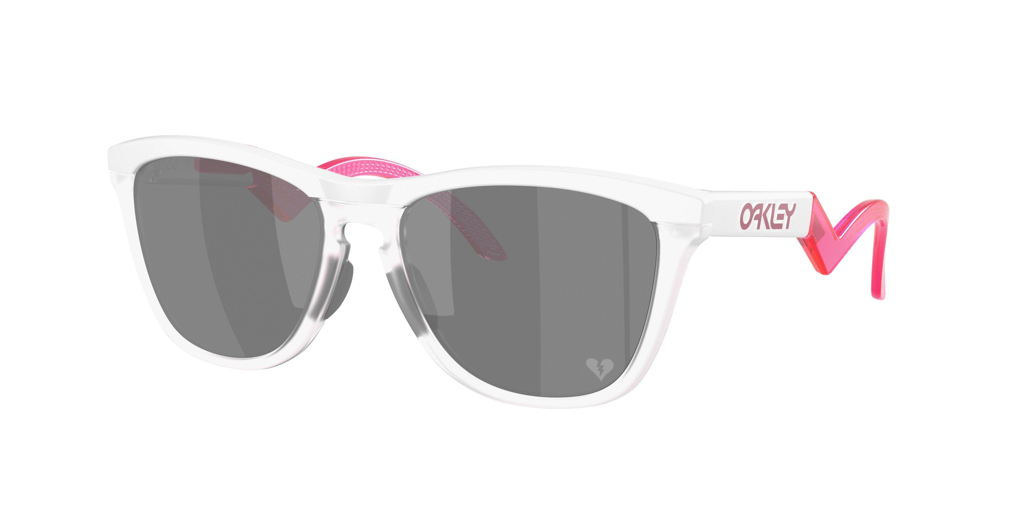 Color: WHITE/BLACK
