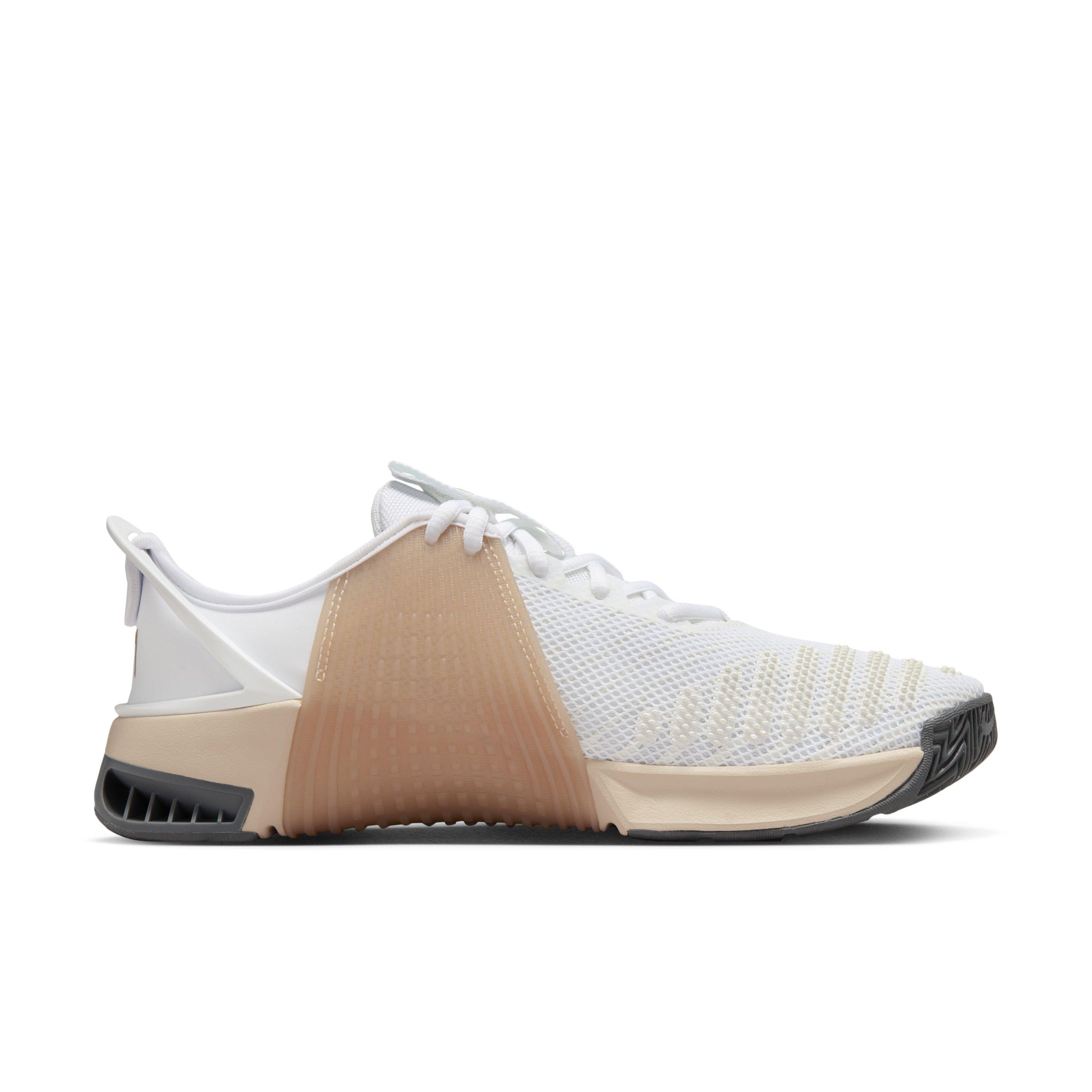 Color: WHITE/GOLD/SANDDRIFT/WHITE