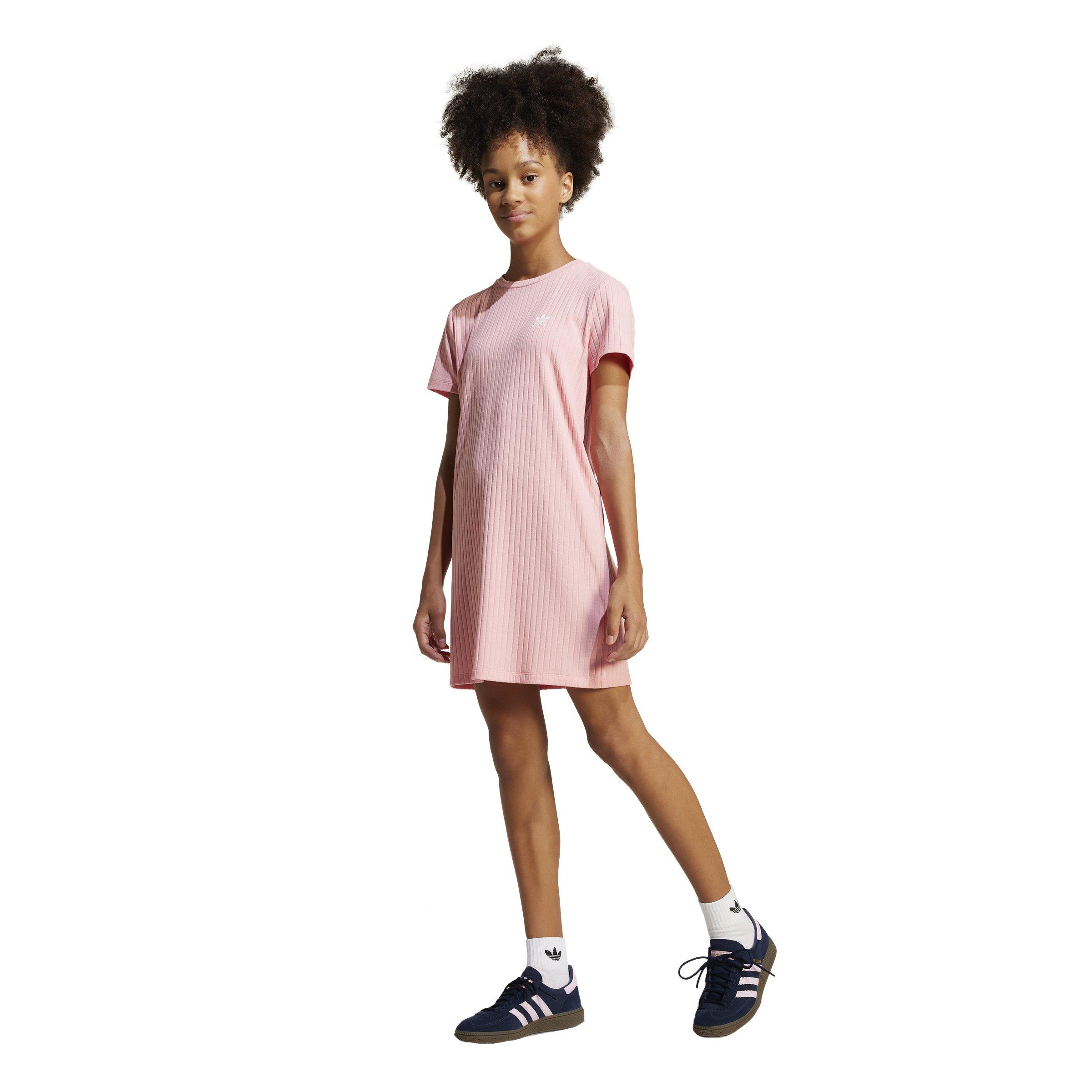 Color: PINK