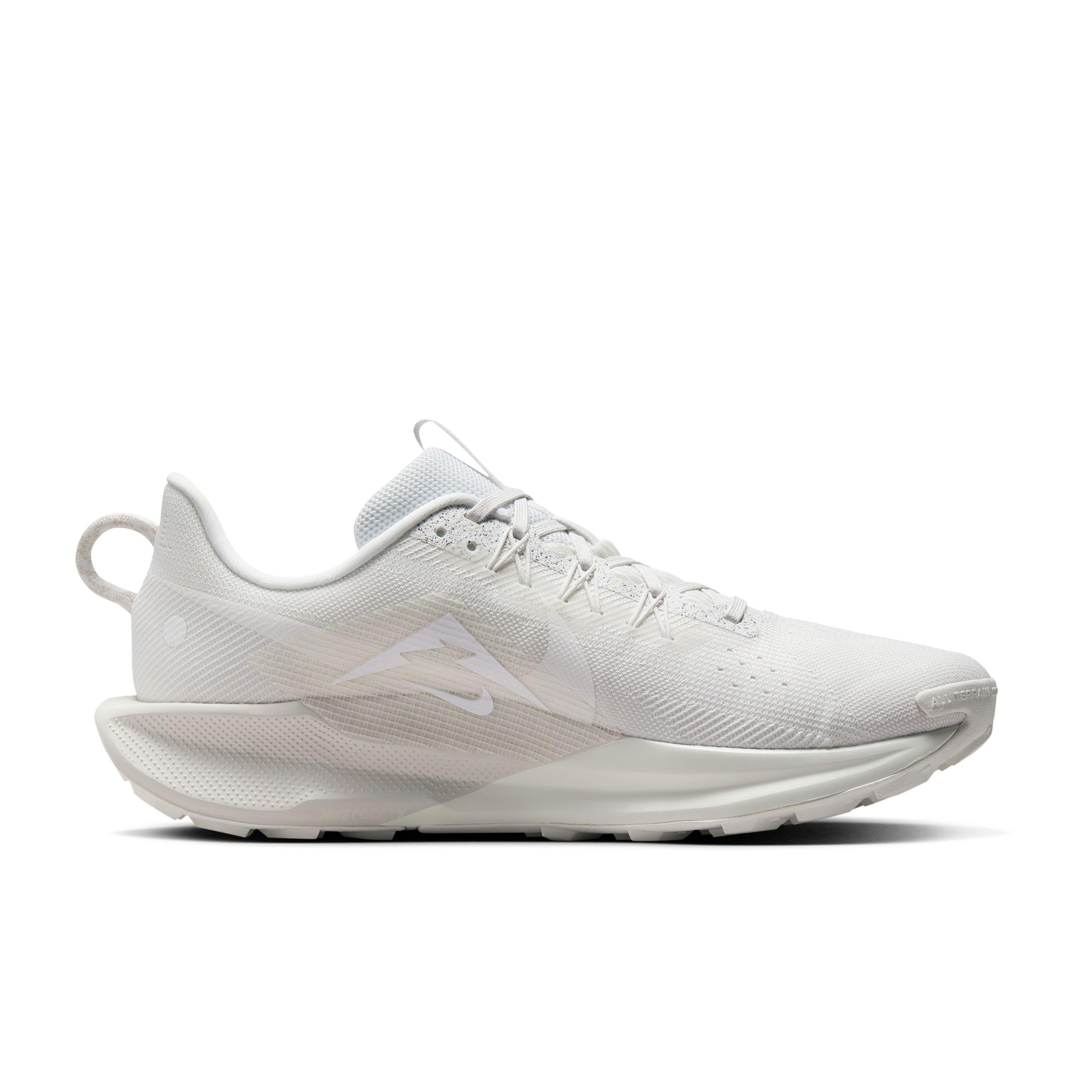 Color: WHITE/LT BROWN/SAIL