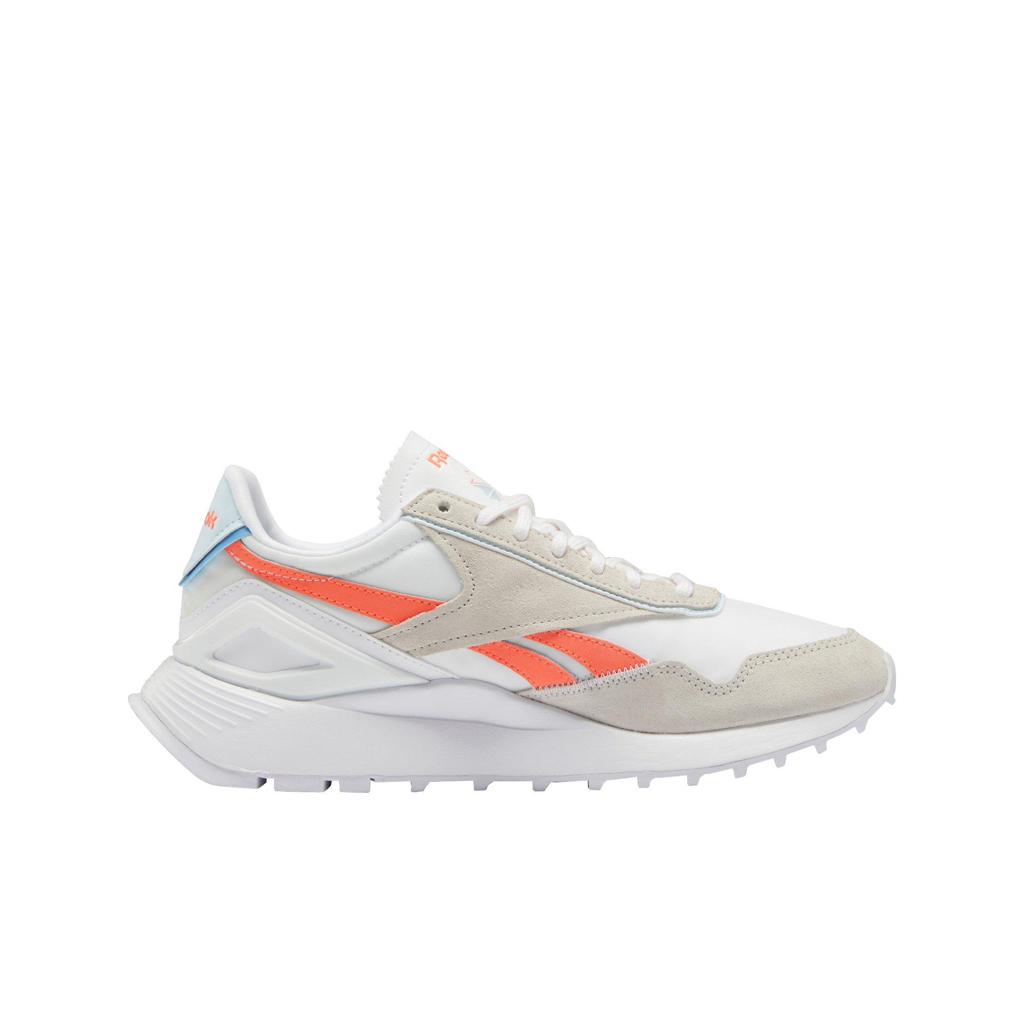Color: WHITE