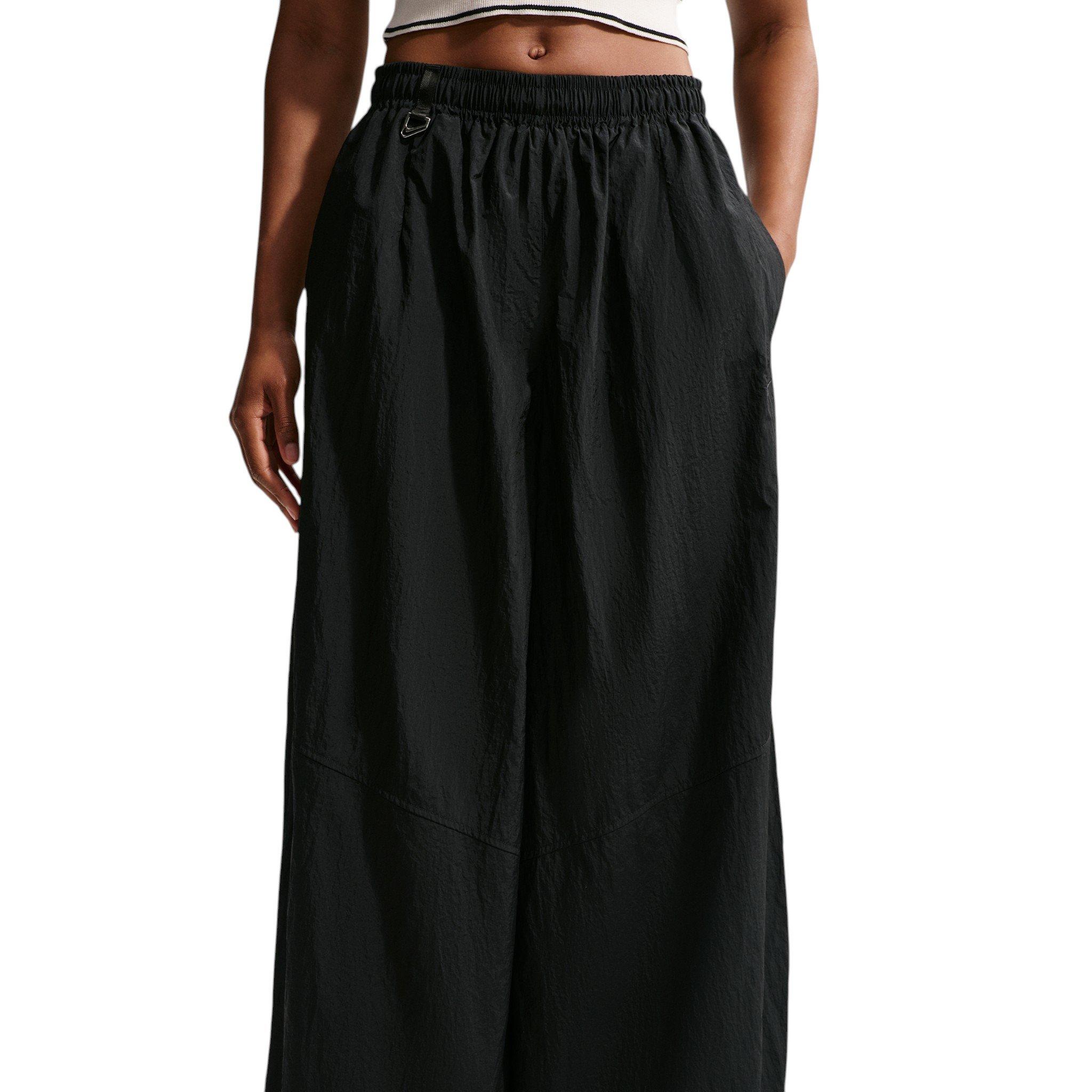 Color: BLACK