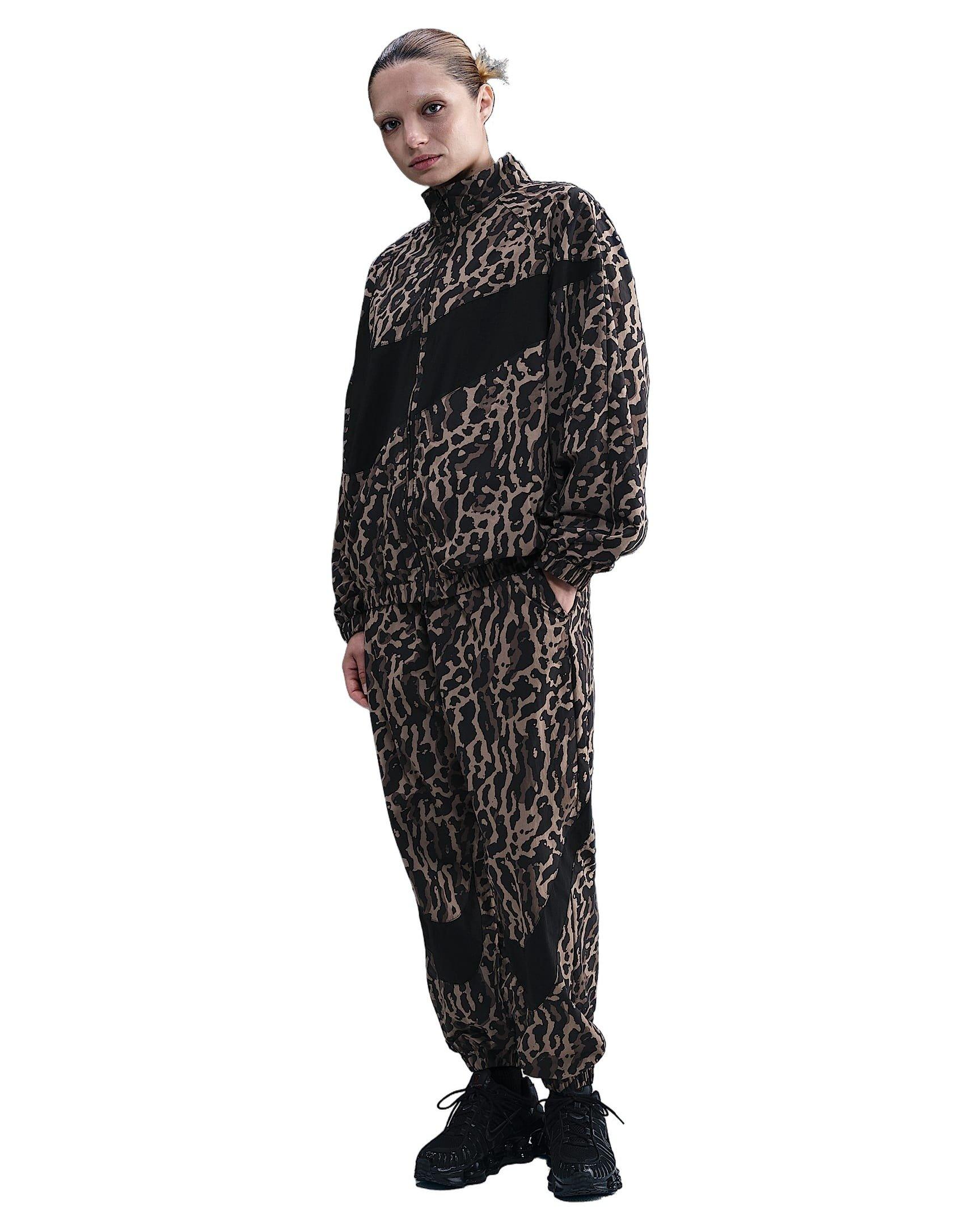 Color: BLACK