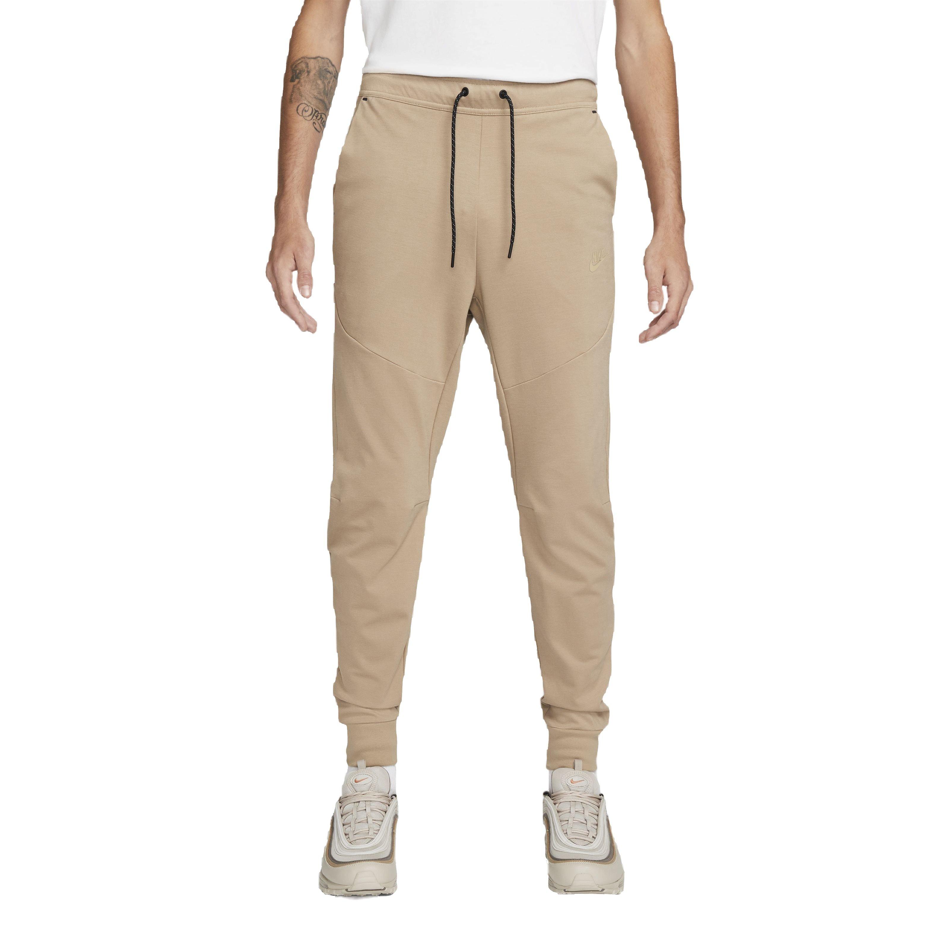 Color: KHAKI
