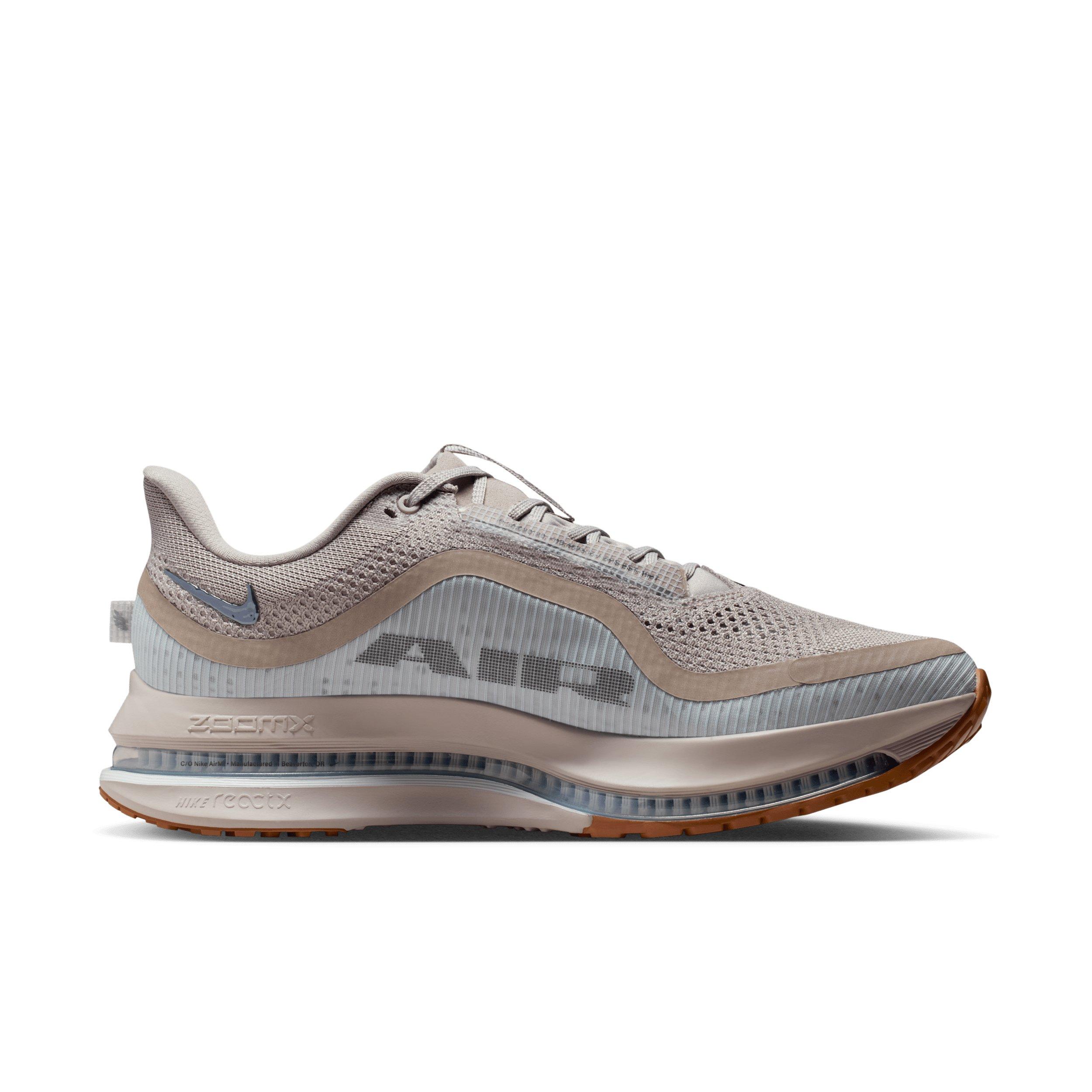 Color: GREY/DK GREY/MD BROWN/DK GREY