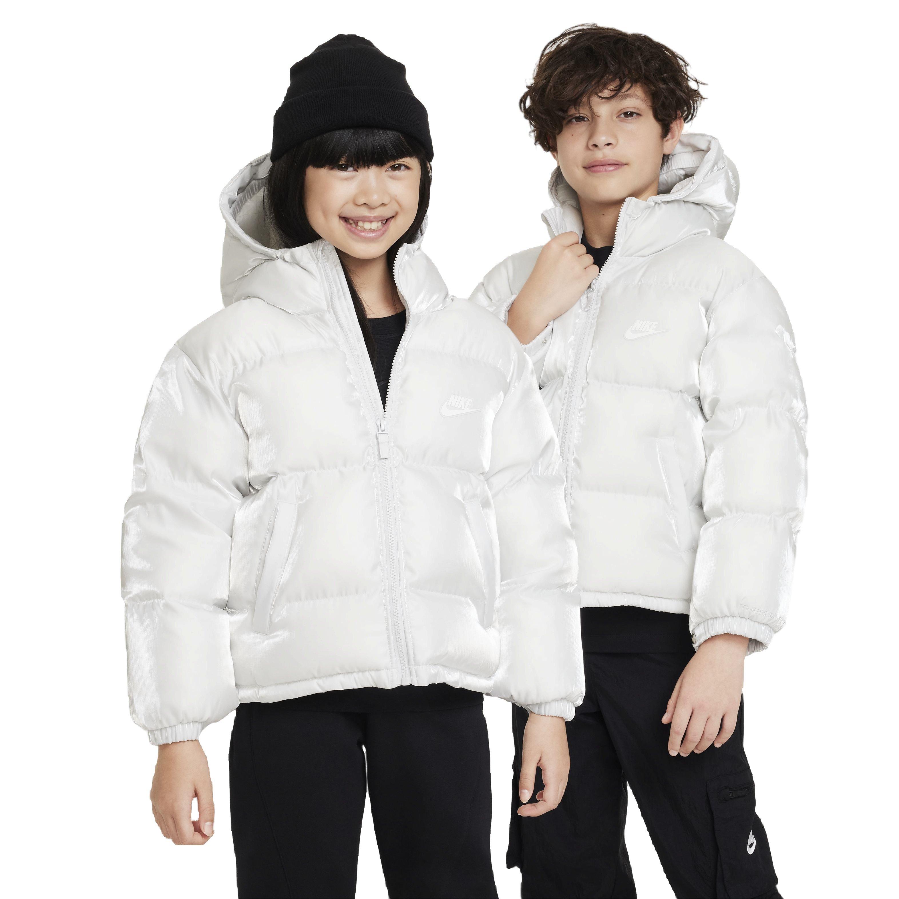 Color: WHITE