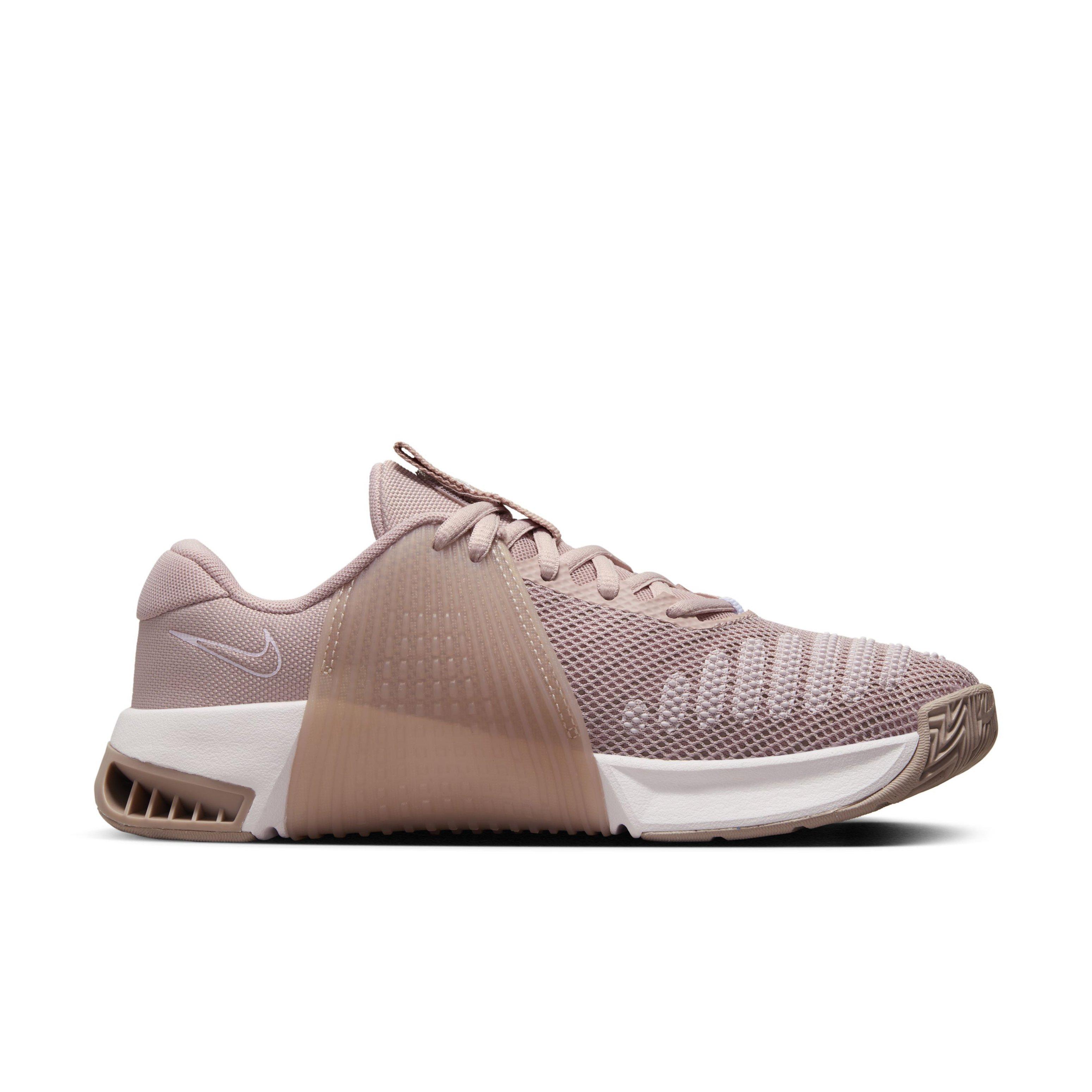 Color: PINK/WHITE/TAUPE