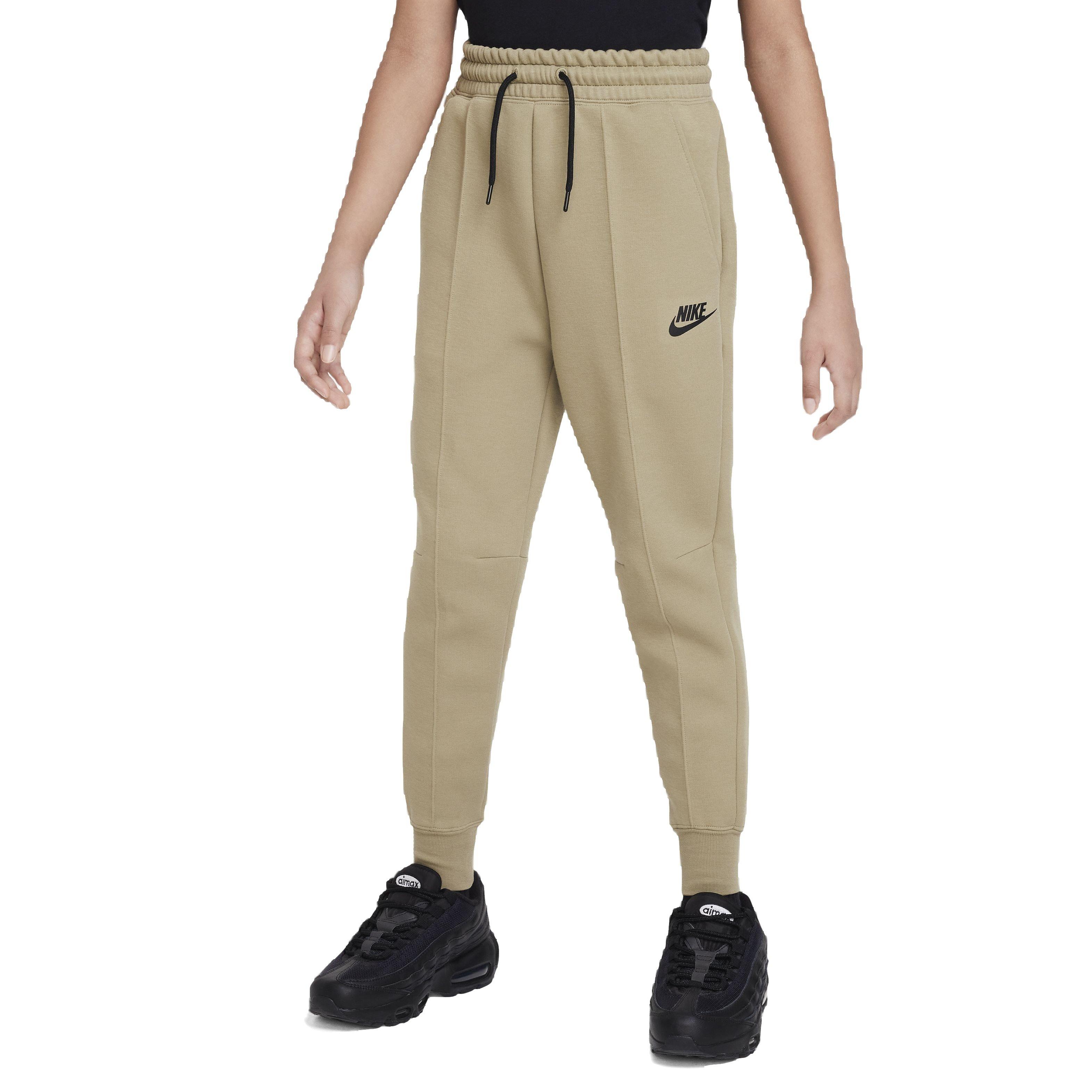 Color: BROWN